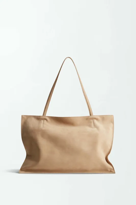 Yumi Sling Nubuck Dorset sold by Maeden