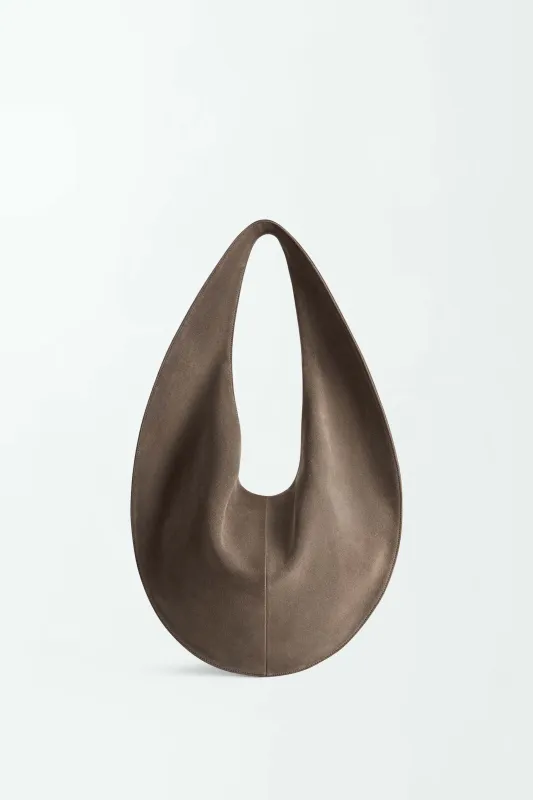 Market Tote Suede Mute sold by Maeden