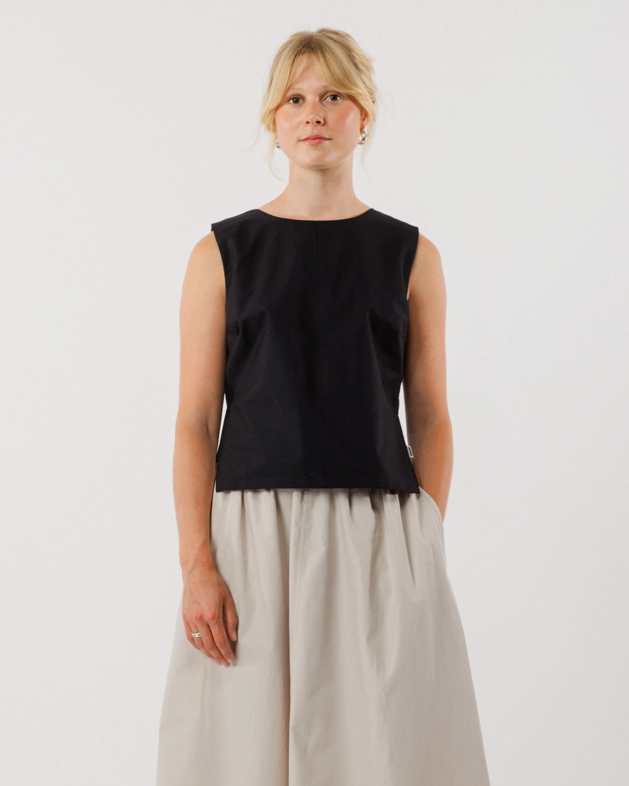 Aimee Poplin Top - Black sold by Wawwa