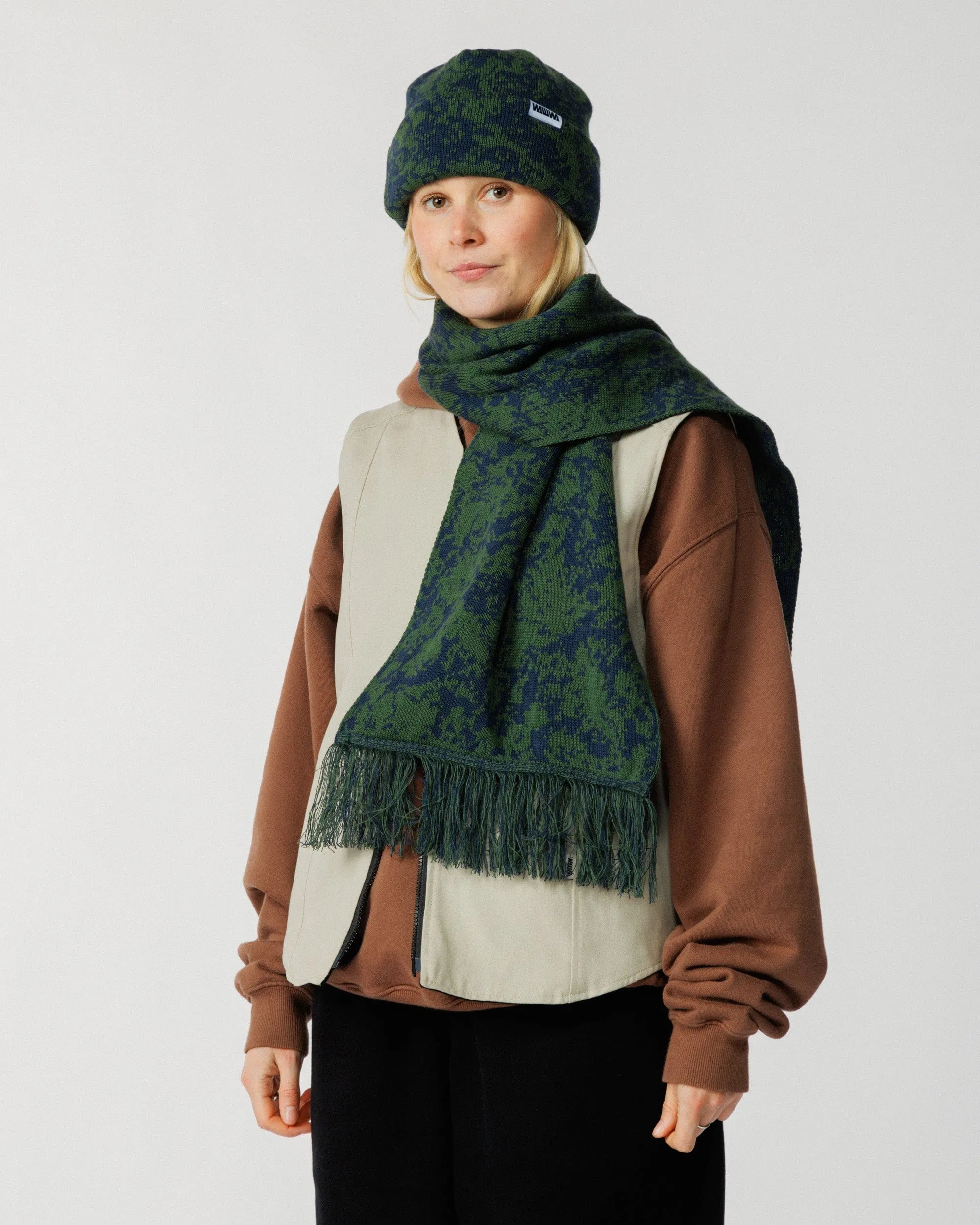 Barley Scarf - Dark Green & Navy sold by Wawwa product image thumbnail 3