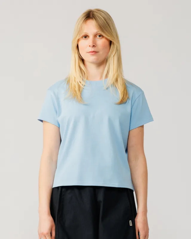Mid-Weight Cropped Organic T-Shirt - Sky Blue made by Wawwa