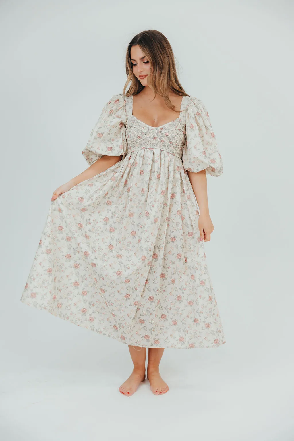 Harlow Maxi Dress in Off-White Floral - Bump Friendly & Inclusive Sizing (S-3XL) *Final-Sale* sold by Worth Collective product image thumbnail 3