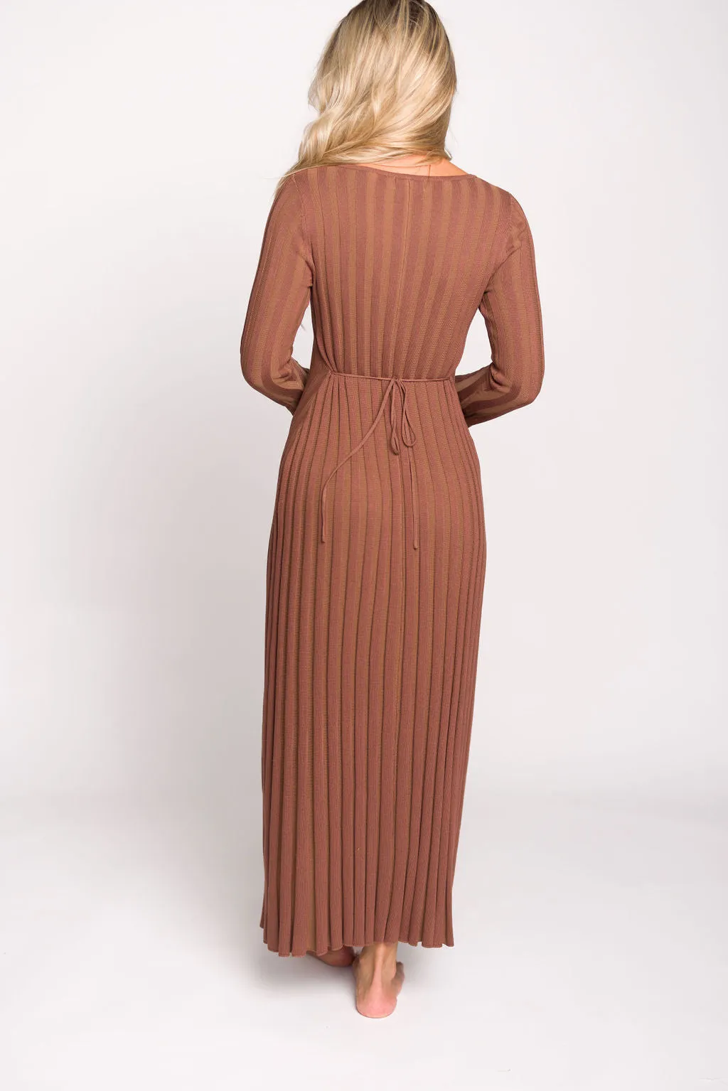 Hadley Long Sleeve V-Neck Knit Maxi Dress in Cocoa sold by Worth Collective product image thumbnail 4