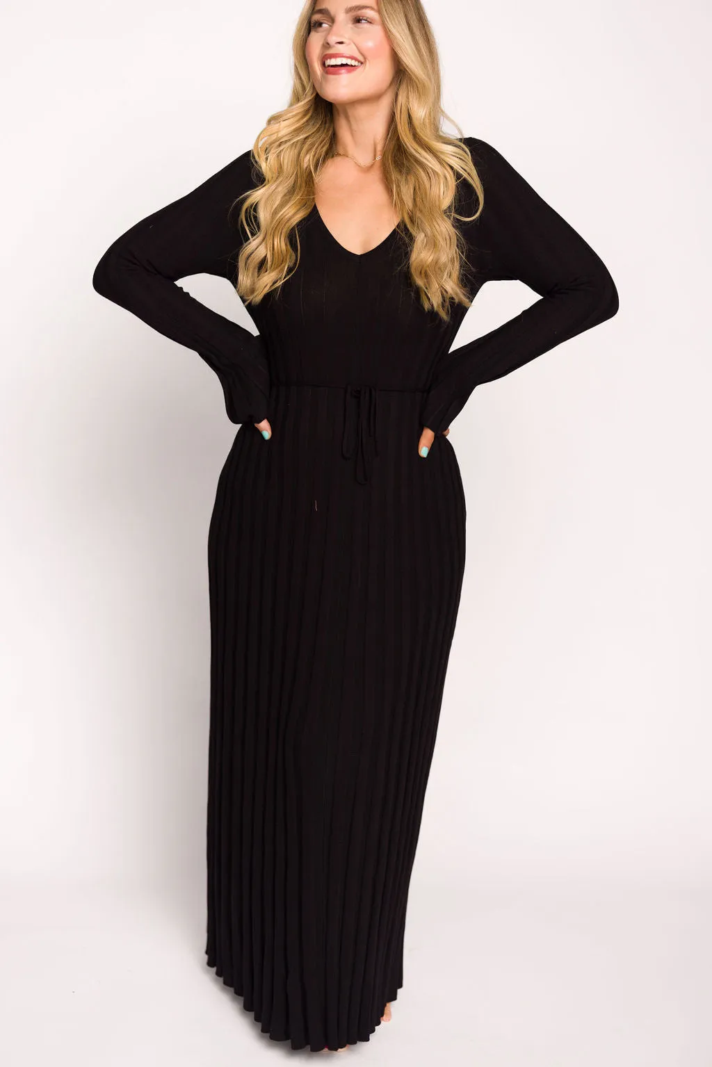 Hadley Long Sleeve V-Neck Knit Maxi Dress in Black sold by Worth Collective product image thumbnail 2