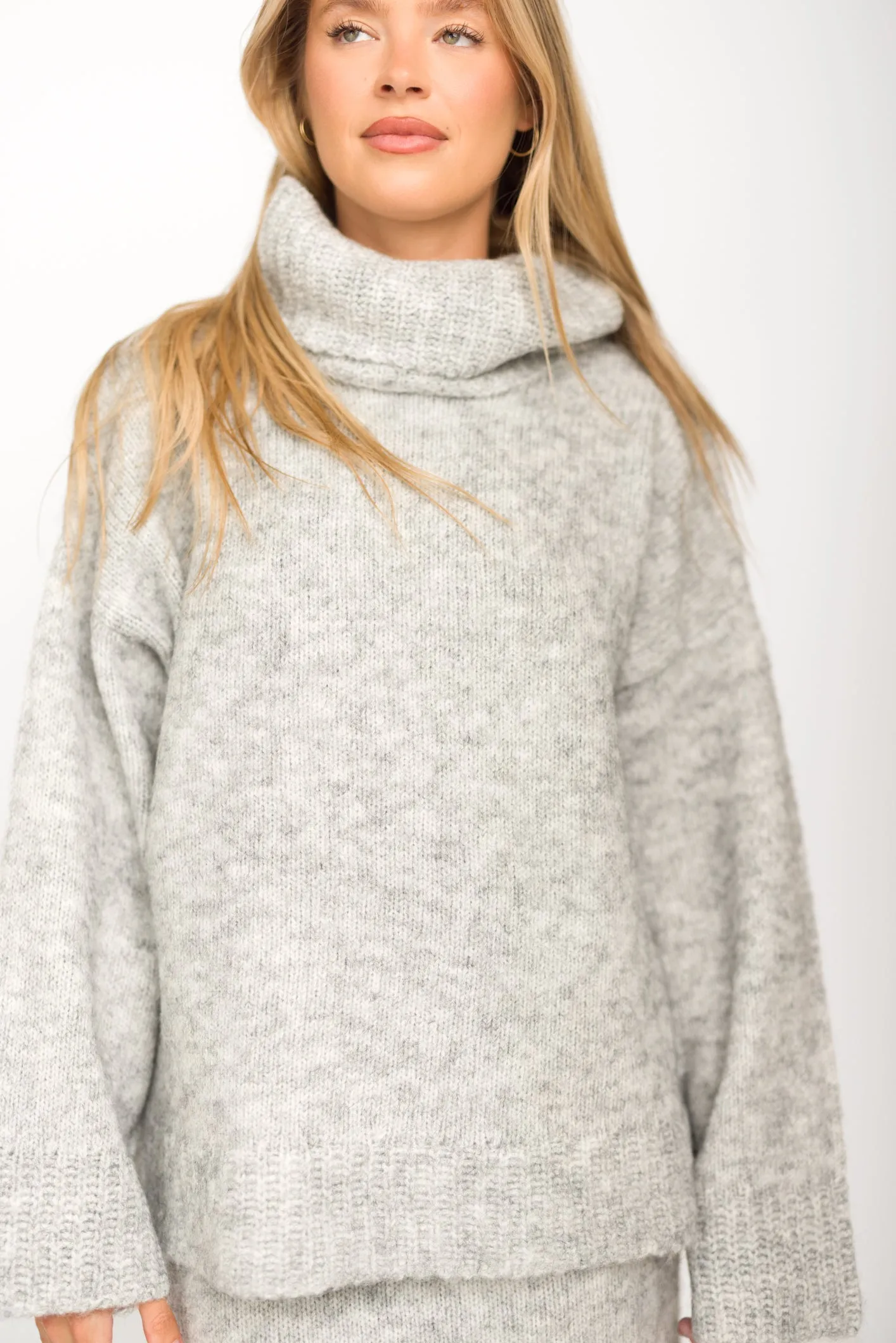 Robyn Pullover Top in Heather Grey sold by Worth Collective product image thumbnail 3