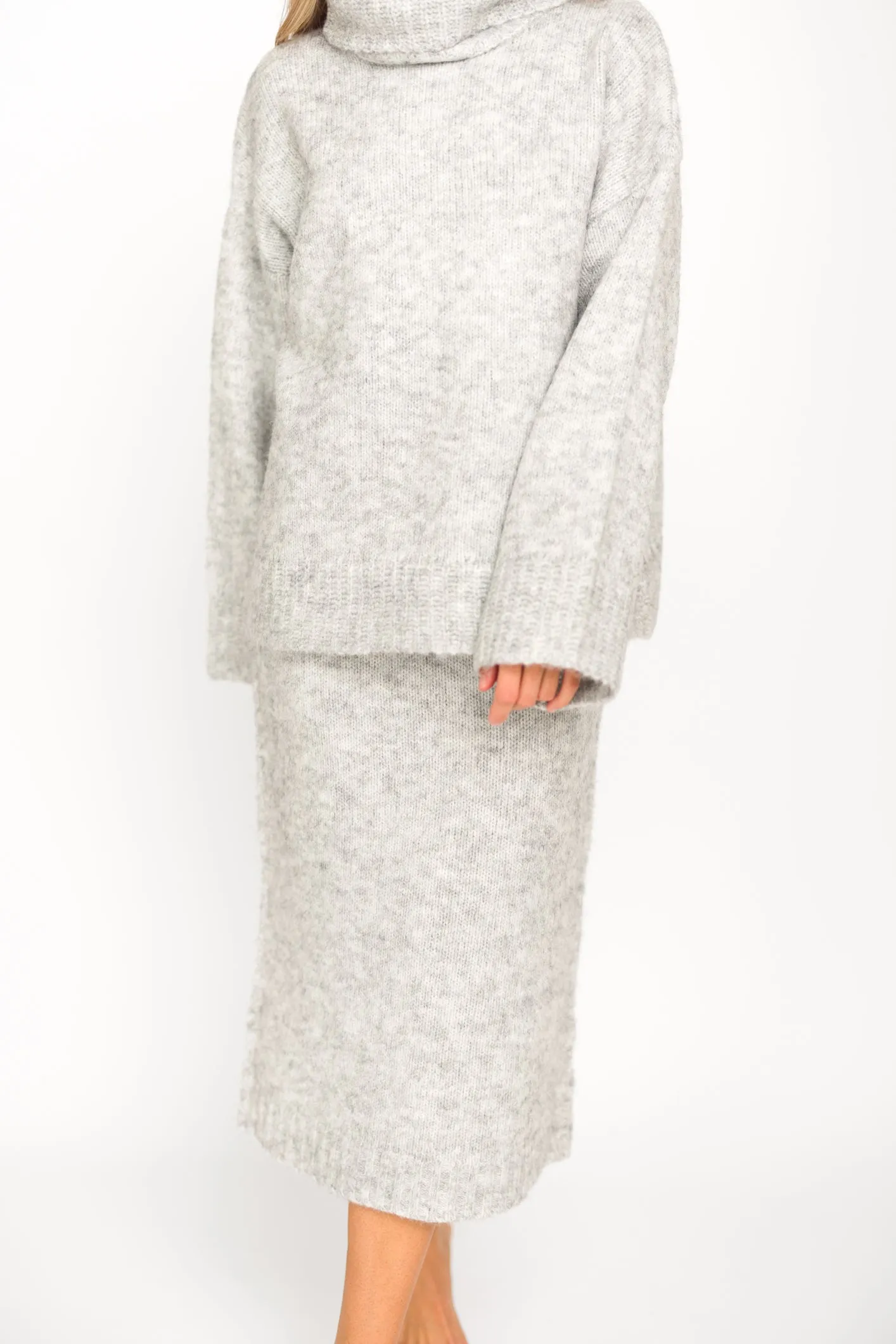 Robyn Knit Skirt in Heather Grey - Bump Friendly *Final-Sale* sold by Worth Collective product image thumbnail 3