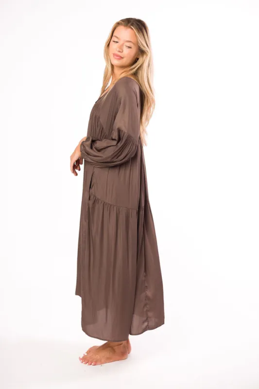Dani Balloon Sleeve Midi Dress in Chicory - Bump Friendly sold by Worth Collective