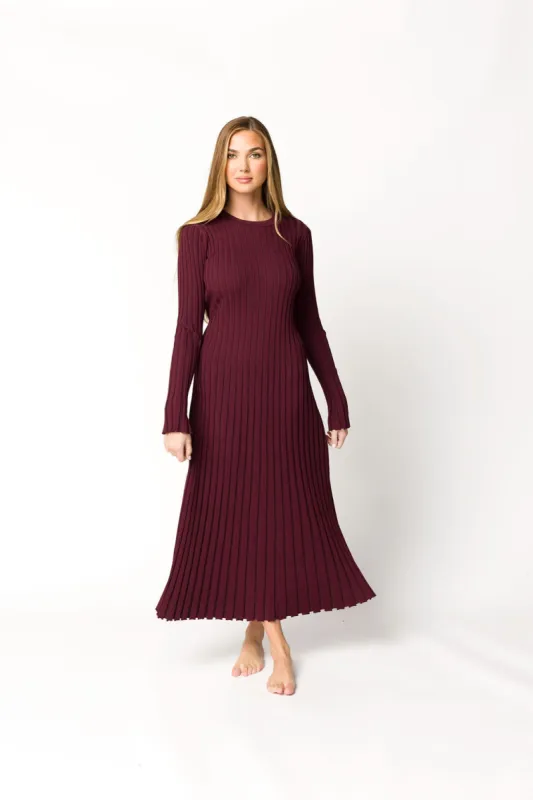 Colette Premium Long Sleeved Ribbed Knit Maxi Dress in Burgundy - Bump Friendly *Final Sale* sold by Worth Collective