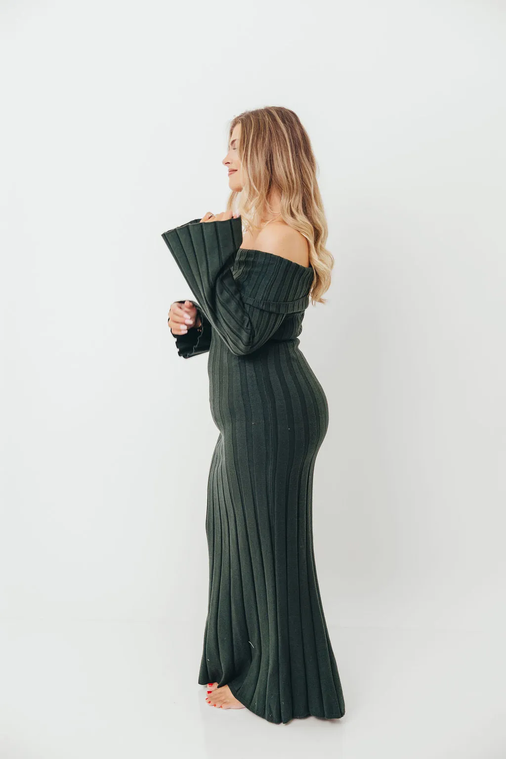 Evella Maxi Dress in Evergreen - Bump Friendly sold by Worth Collective product image thumbnail 5
