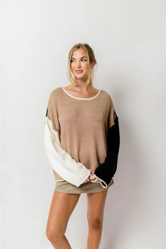Kit Colorblock Knit Rolled-Edge Sweater in Taupe/Black *Final Sale* made by Promesa
