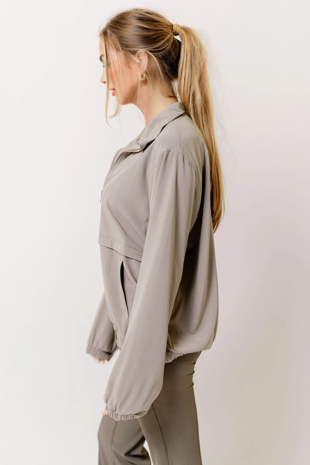 Atlas Crinkle Woven Quarter Zip Active Jacket in Stone Taupe *Final Sale* sold by Worth Collective product image thumbnail 4