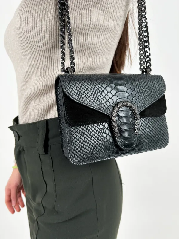 Bolso herradura piel negro sold by Sorellas