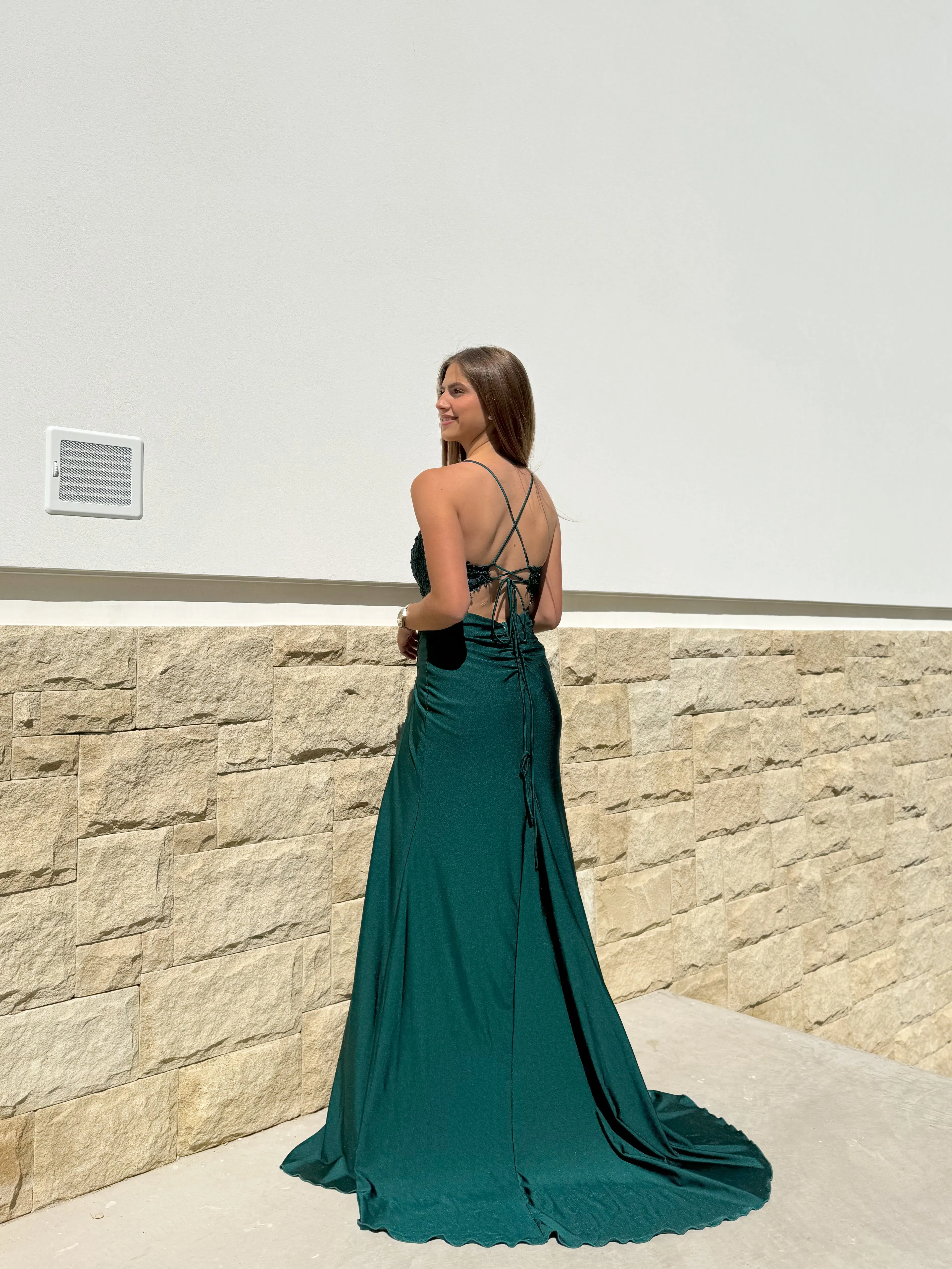 Vestido corazón nudo encaje botella sold by Sorellas product image thumbnail 4