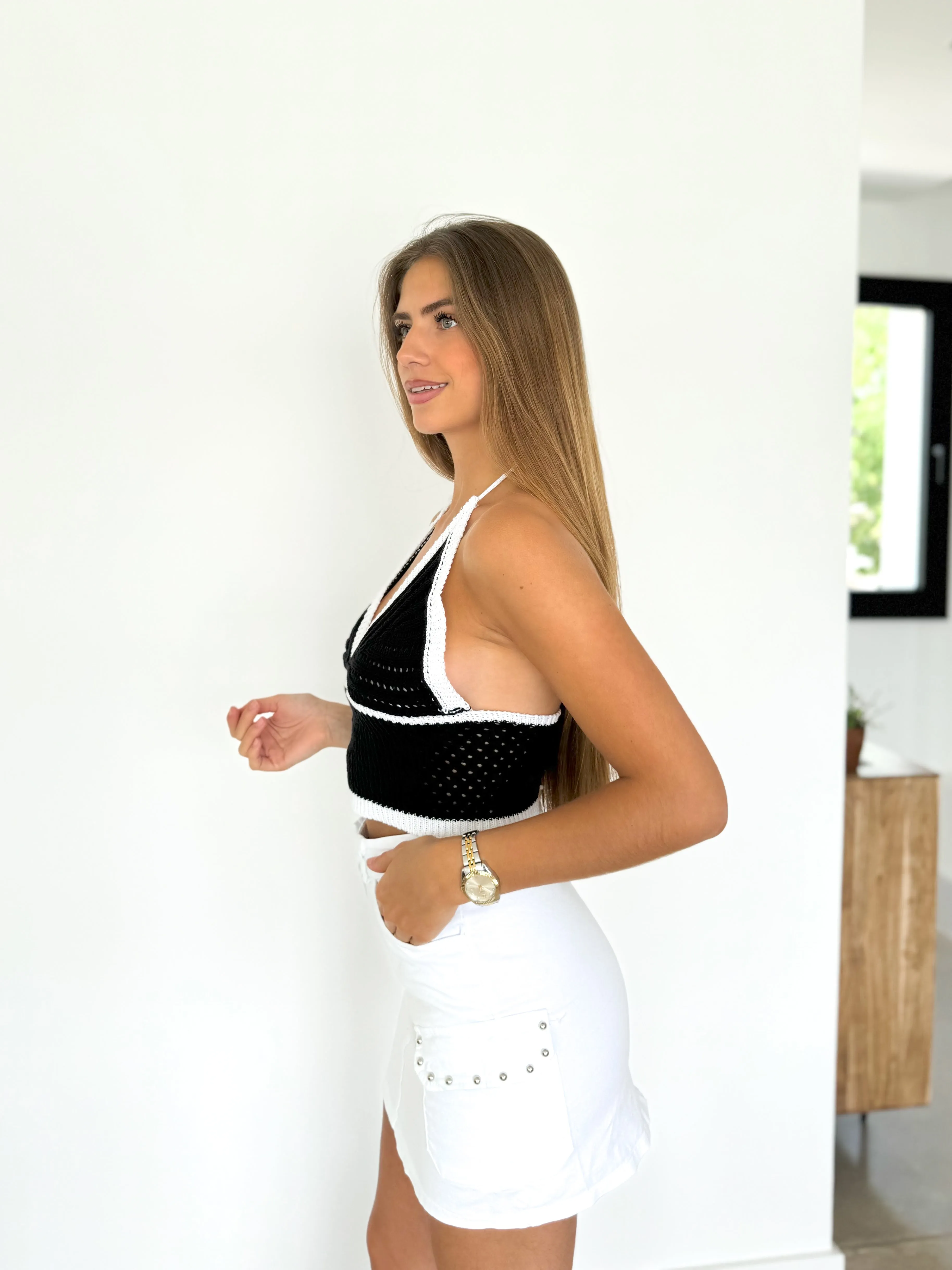 Top crochet contraste pico negro sold by Sorellas product image thumbnail 2