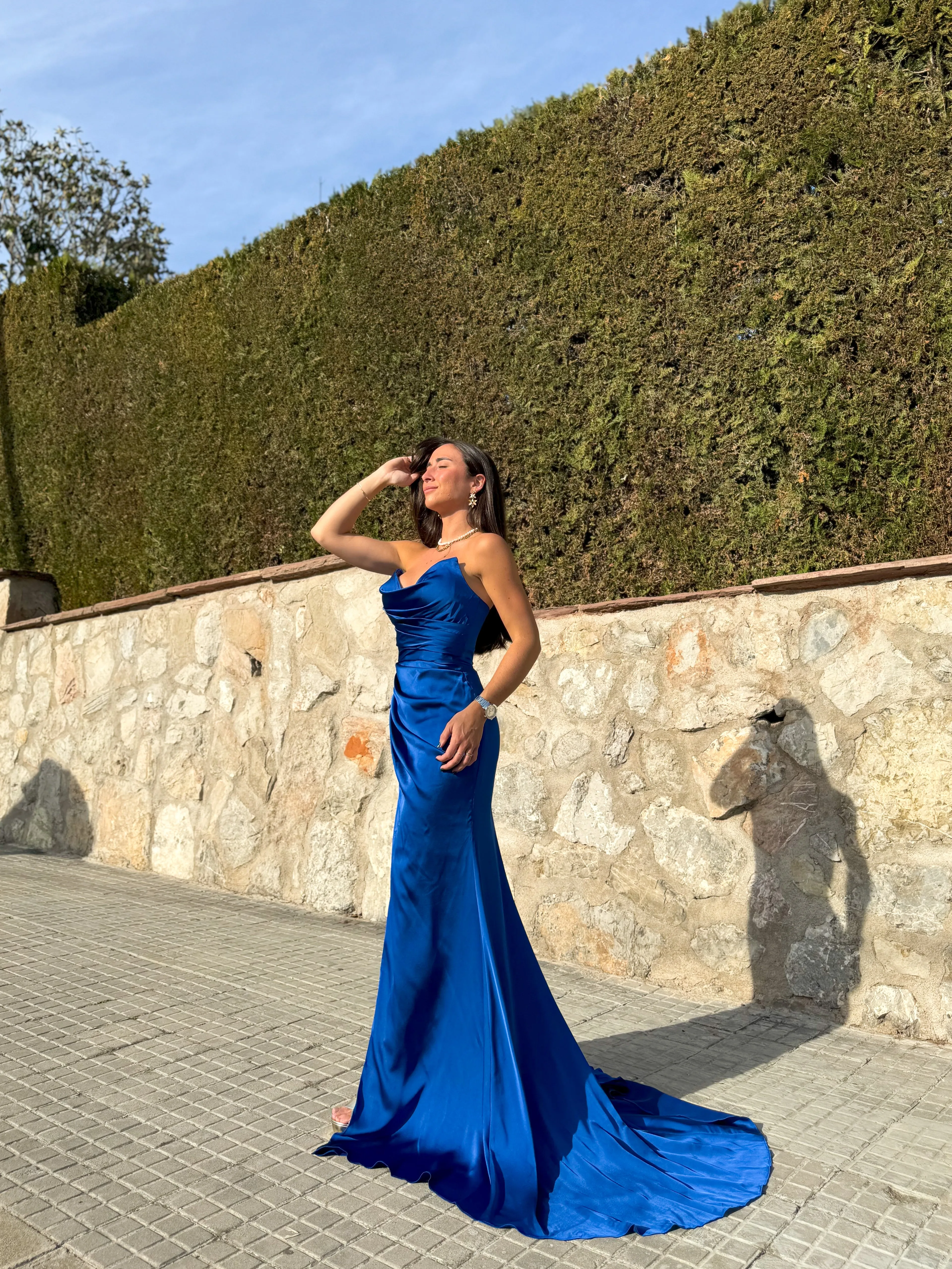 Vestido palabra picos raso azul sold by Sorellas product image thumbnail 3