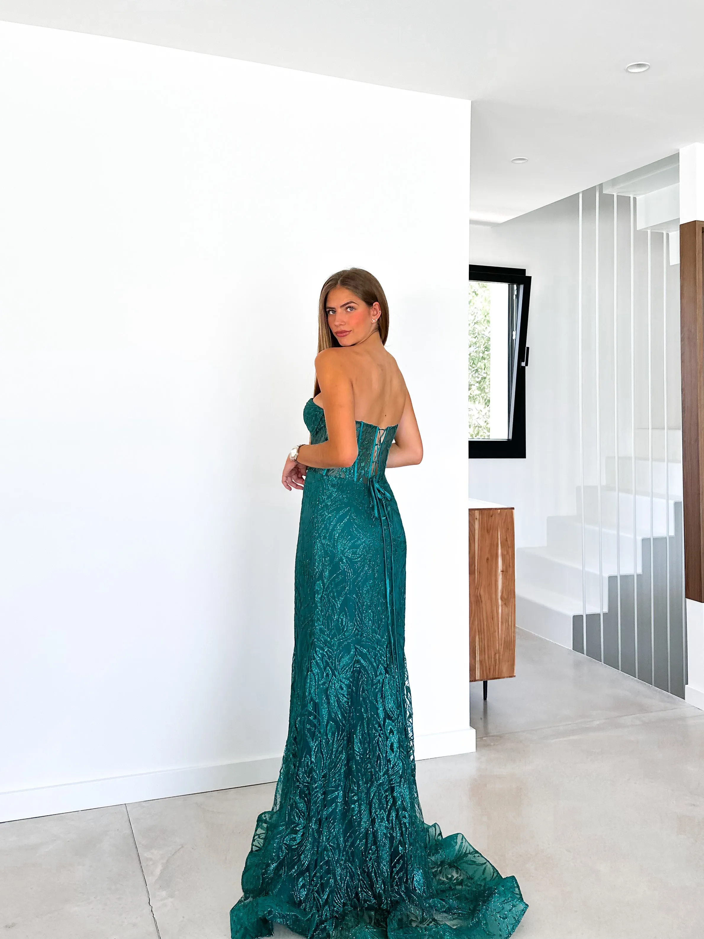 Vestido corse pedreria cola botella sold by Sorellas product image thumbnail 4