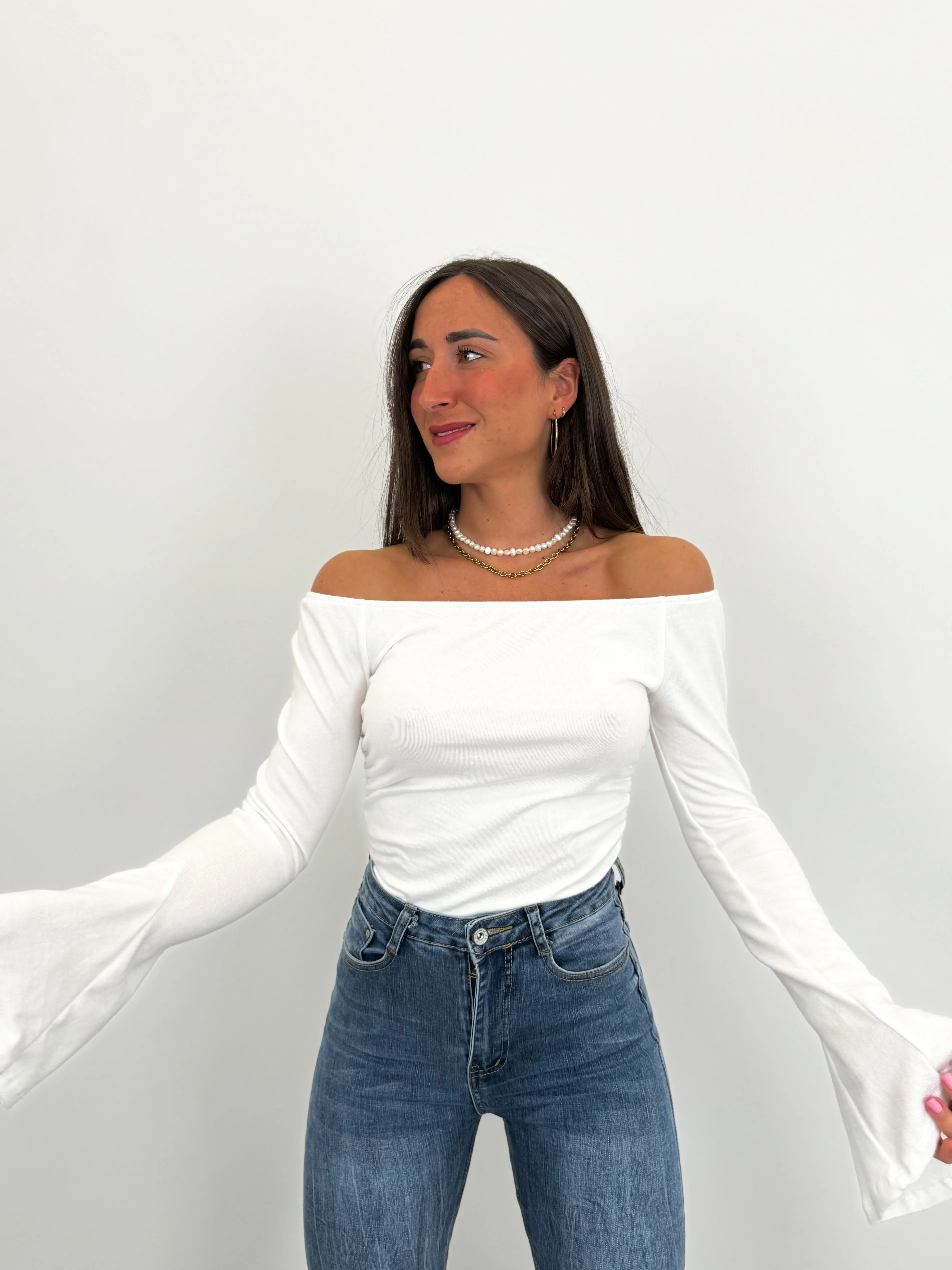 Top manga campana blanco sold by Sorellas