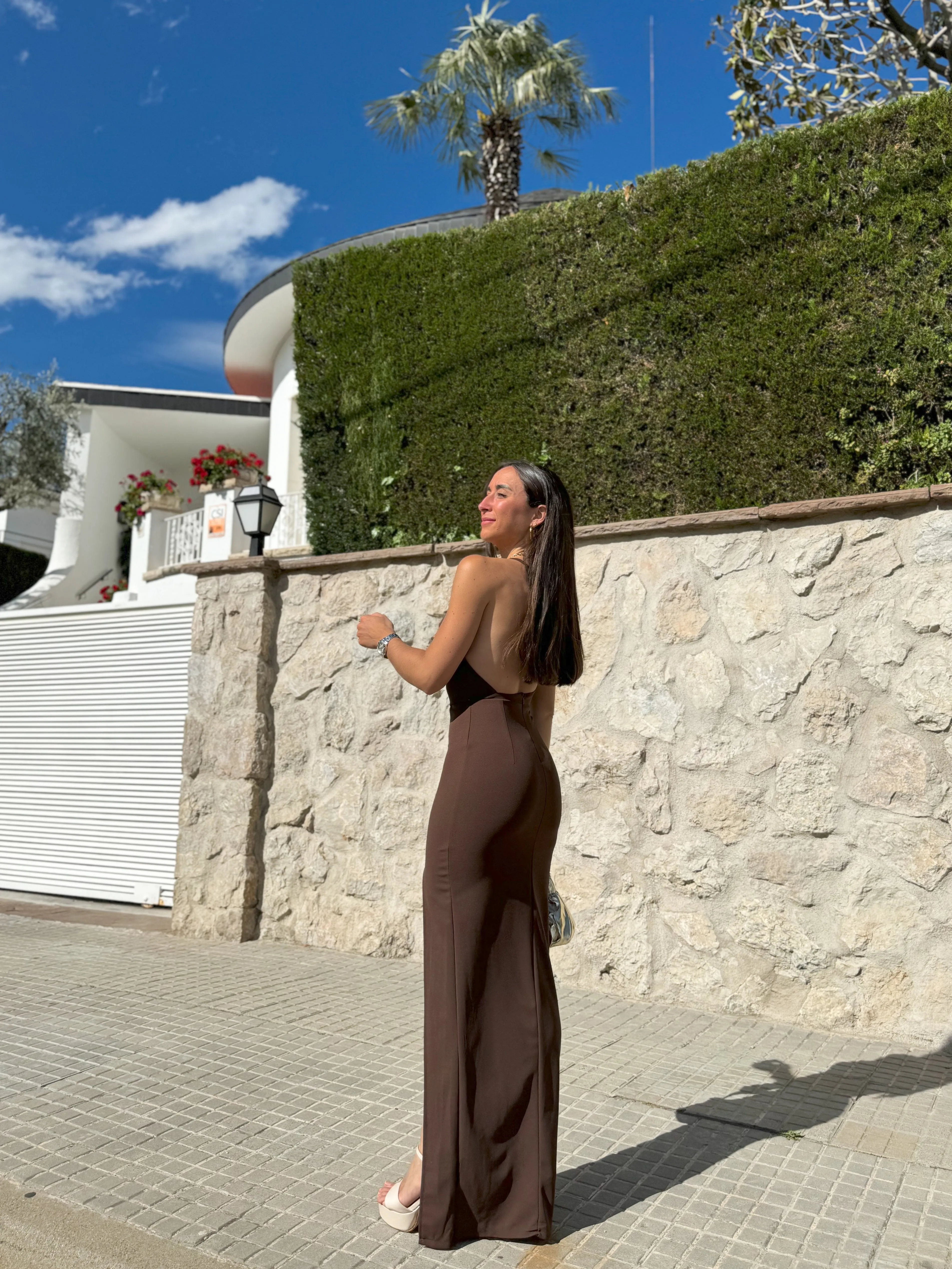 Vestido escote asim sirena marrón sold by Sorellas product image thumbnail 4