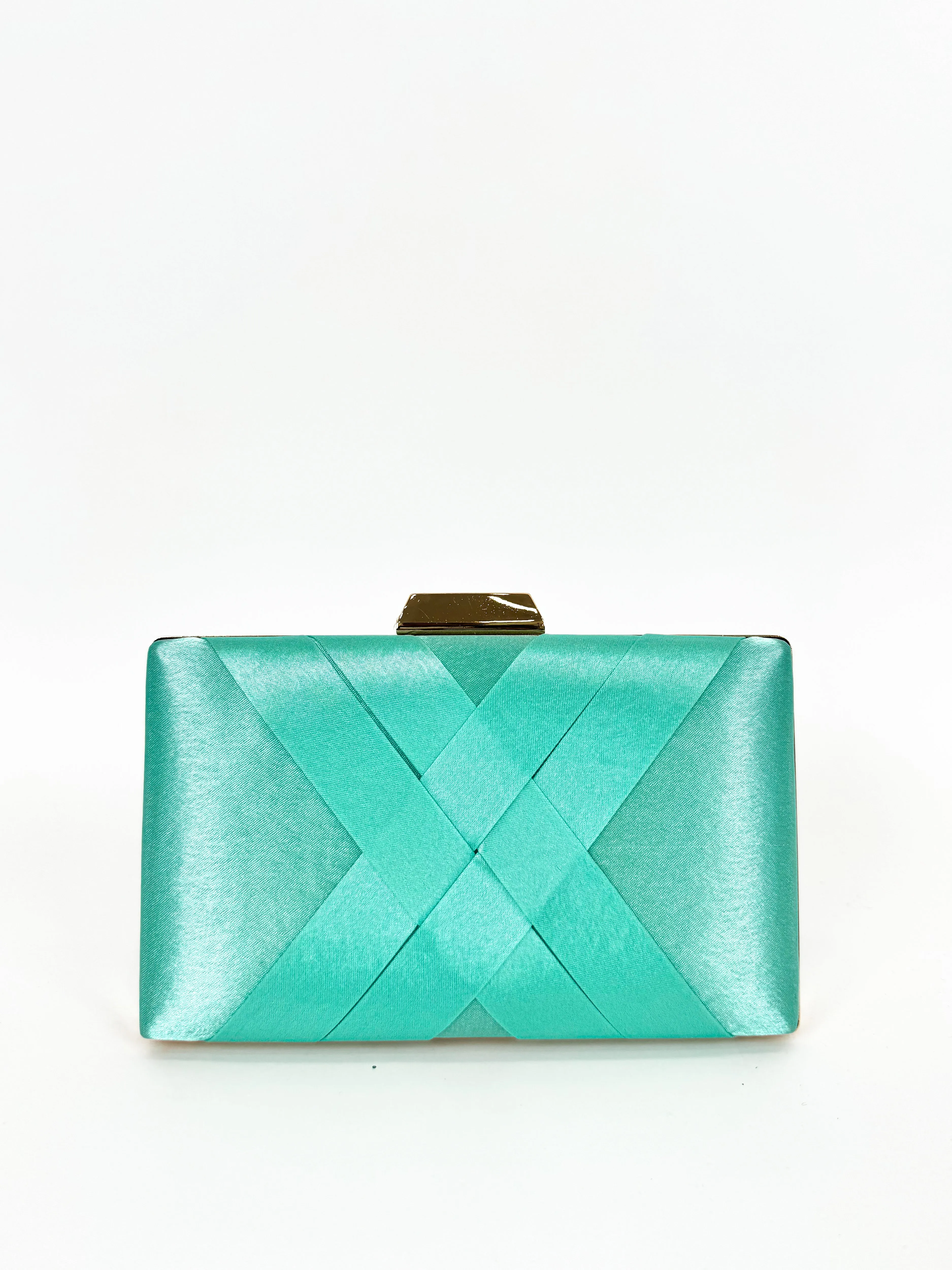 Clutch satinado verde turquesa sold by Sorellas
