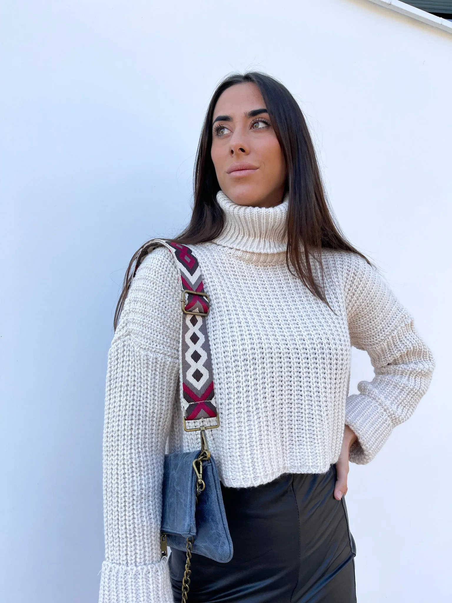 Cadena etnica burdeos sold by Sorellas product image thumbnail 4