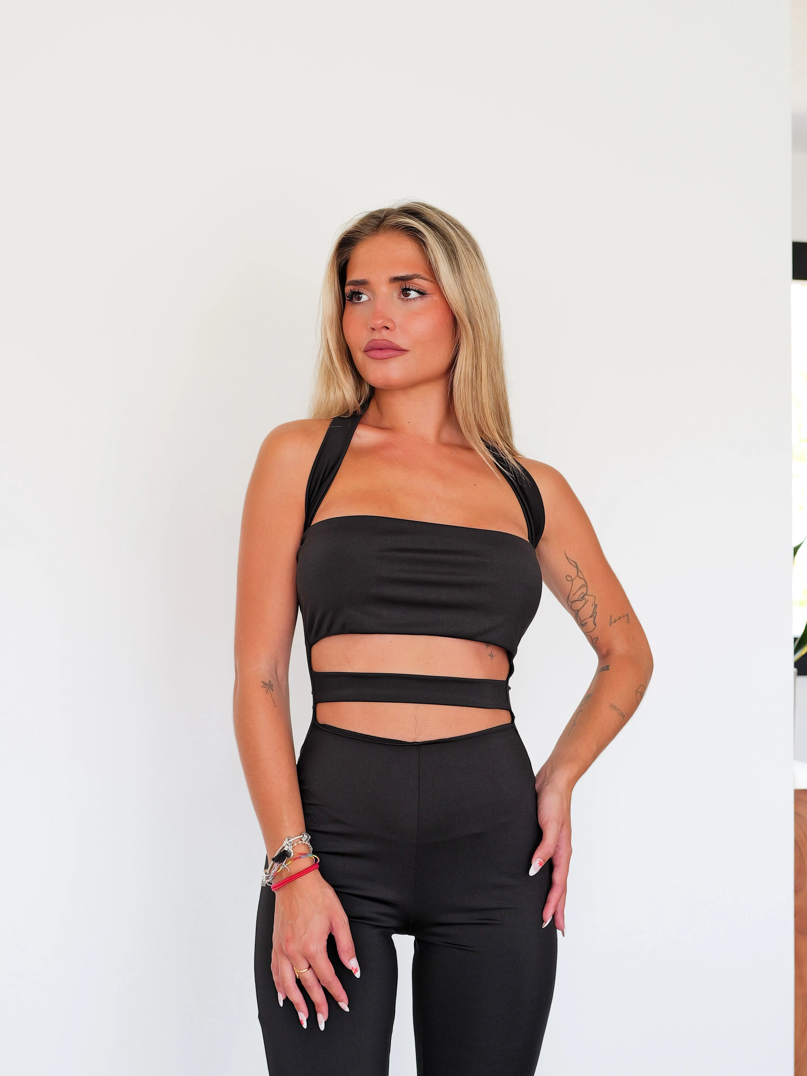 Mono bandas espalda negro sold by Sorellas product image thumbnail 5