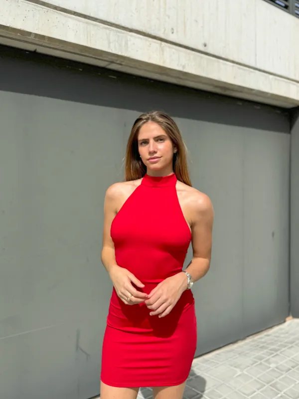 Vestido mini espalda cuello halter rojo sold by Sorellas