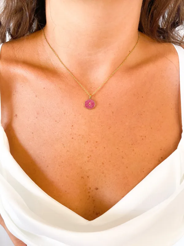 Collar rayo rosa sold by Sorellas