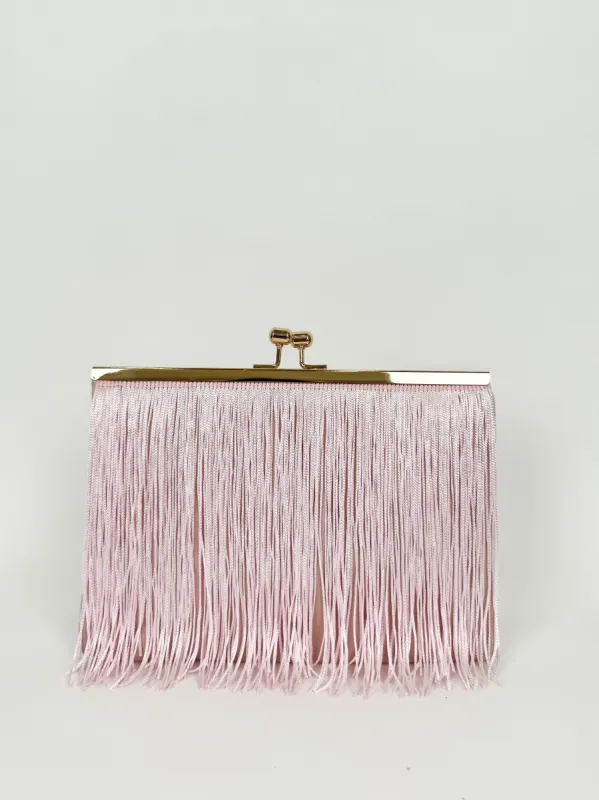 Clutch ante flecos rosa sold by Sorellas