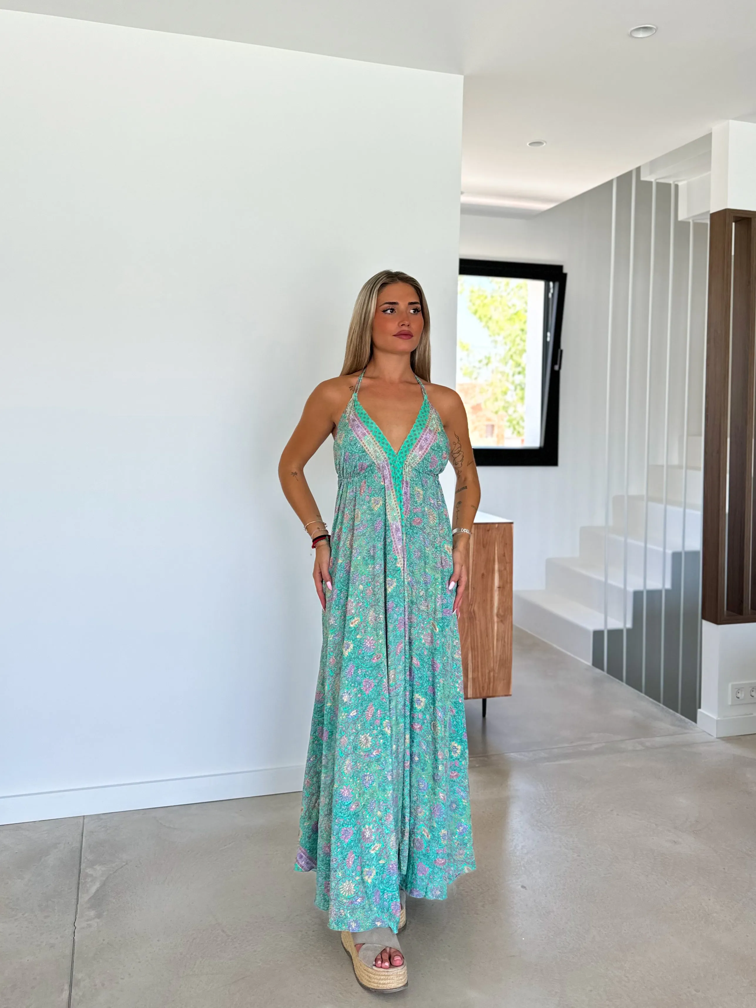 Vestido boho largo tropical sold by Sorellas product image thumbnail 4