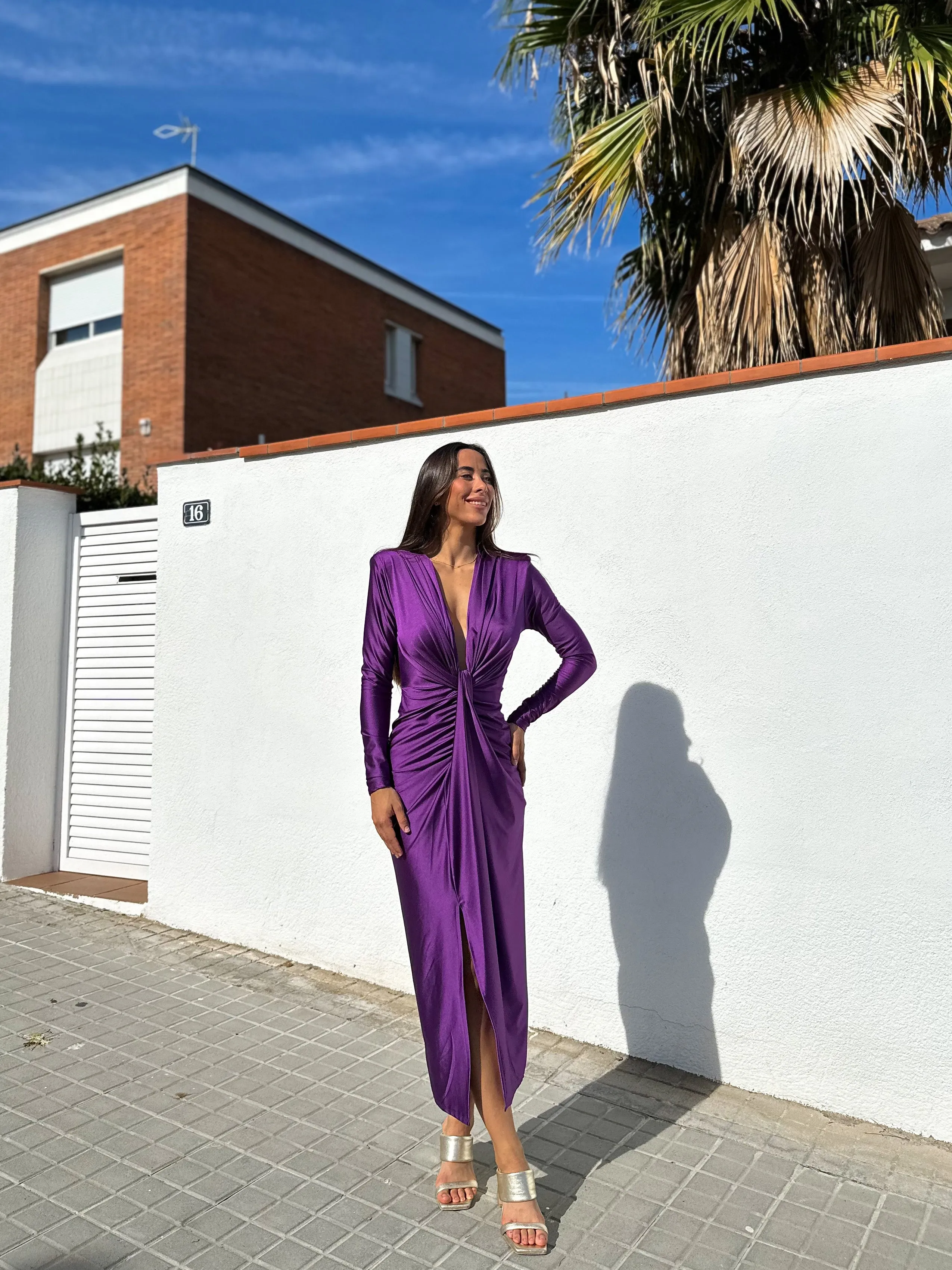 Vestido manga nudo morado sold by Sorellas product image thumbnail 2