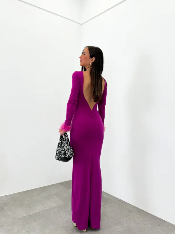 Vestido largo plumas amarena sold by Sorellas