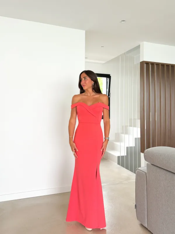 Vestido barco ajustado coral sold by Sorellas