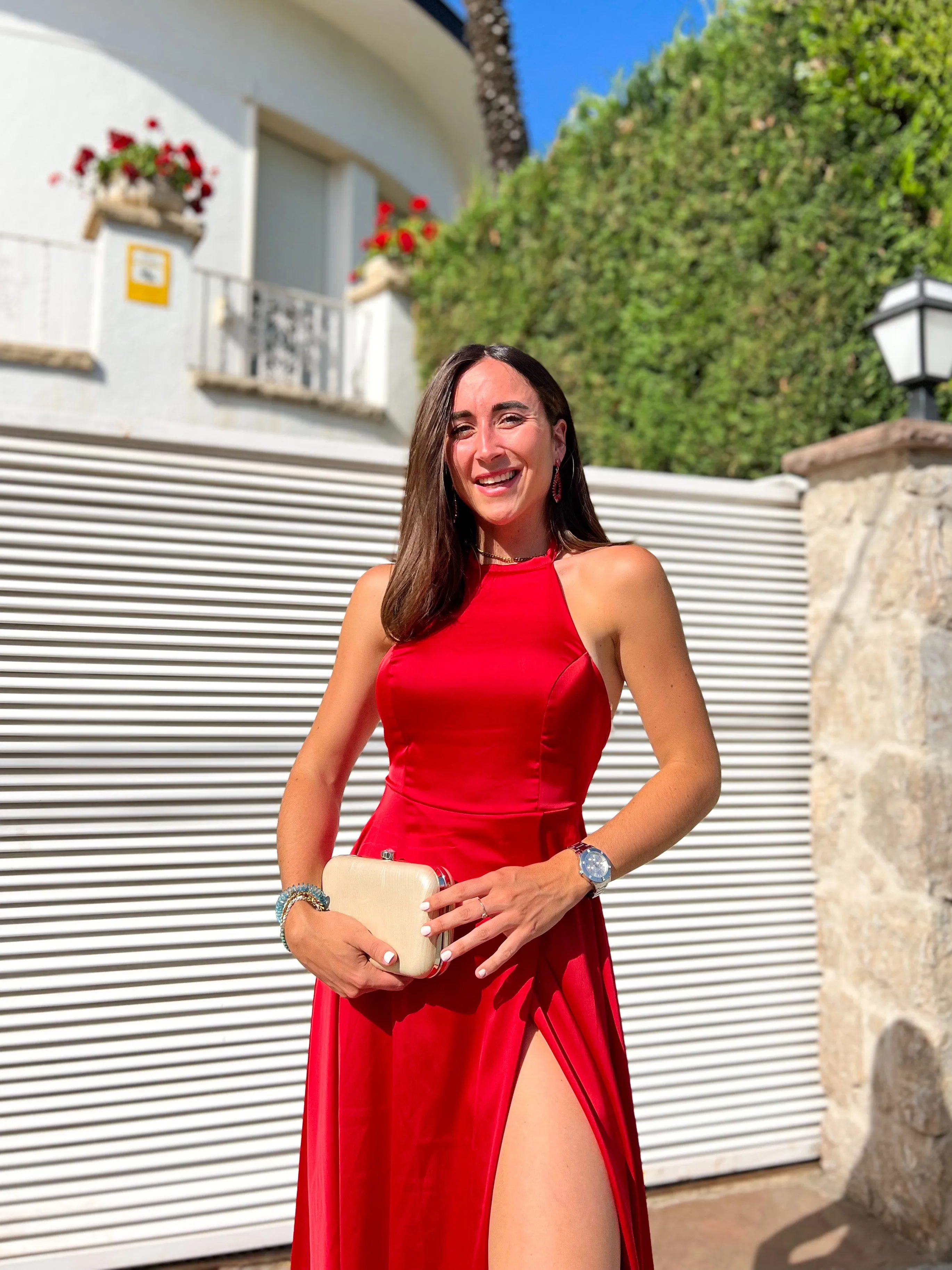 Vestido halter raso rojo sold by Sorellas product image thumbnail 5