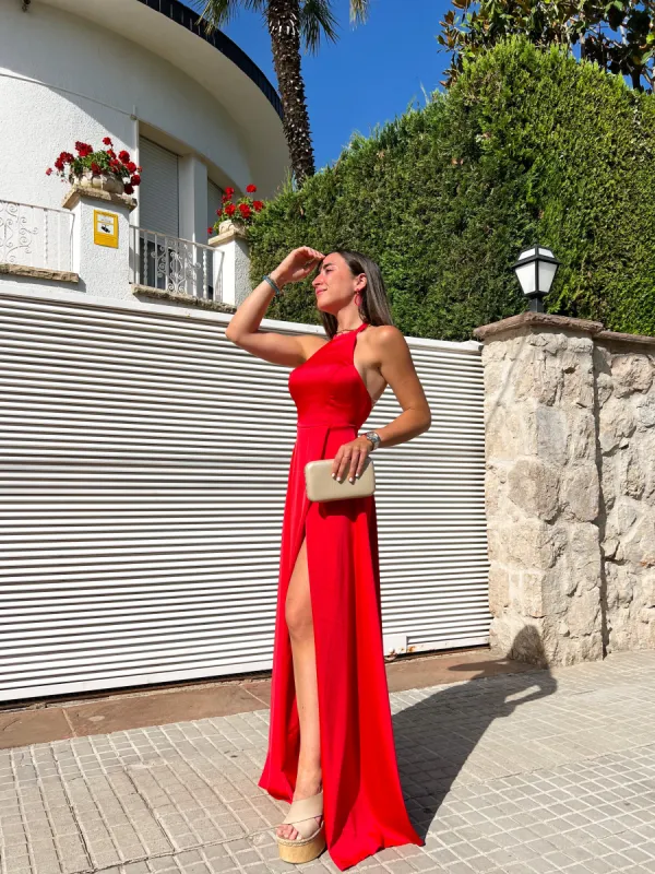 Vestido halter raso rojo sold by Sorellas