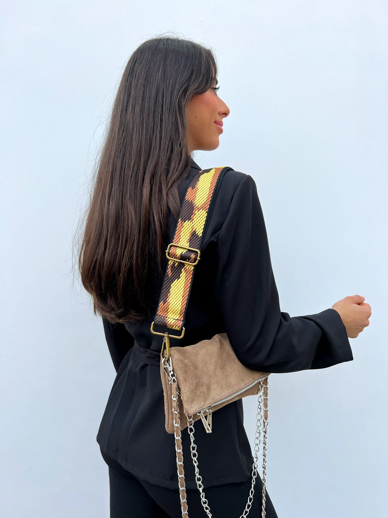 Bolso piel cadenas ante taupe sold by Sorellas product image thumbnail 4