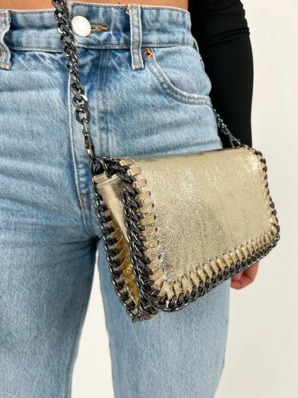 Bolso midi piel dorado sold by Sorellas
