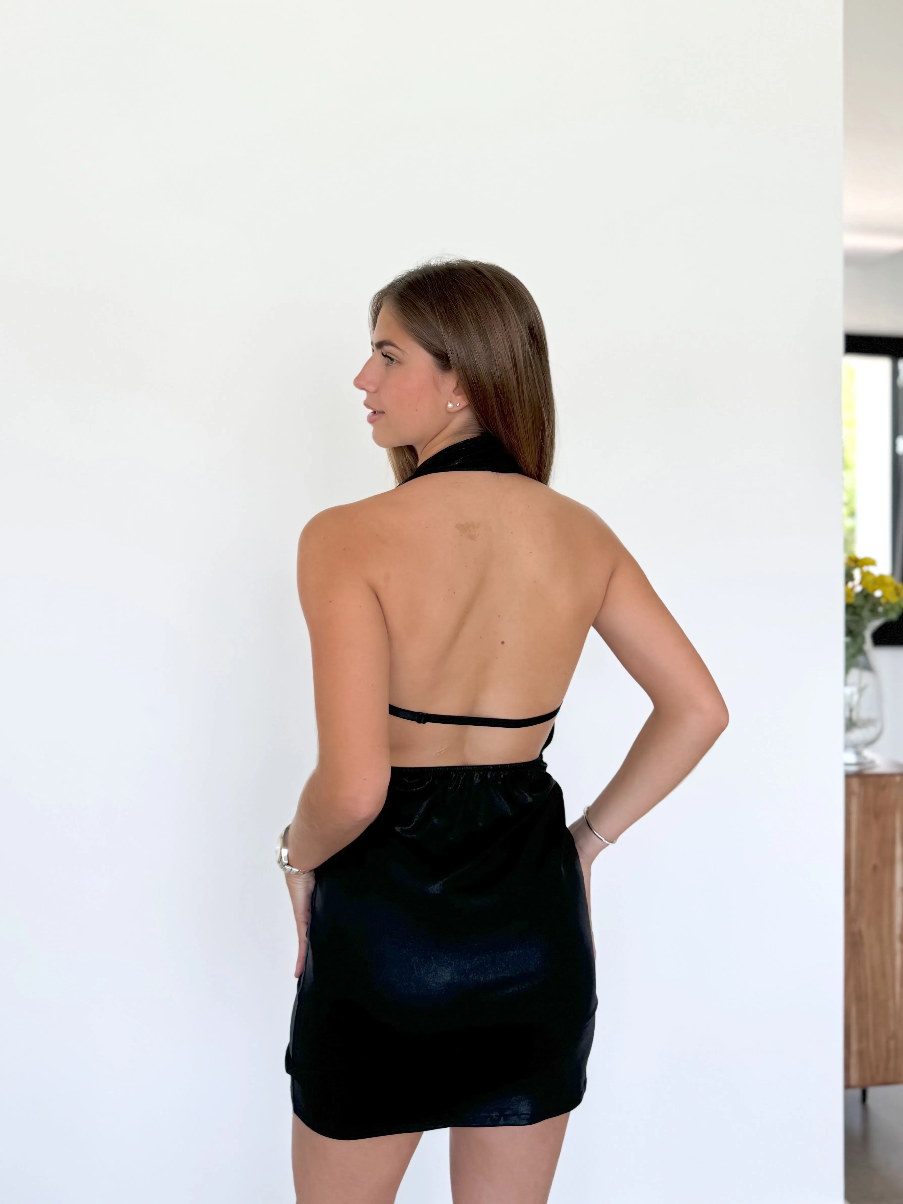 Vestido mini metalizado cascada negro sold by Sorellas product image thumbnail 5