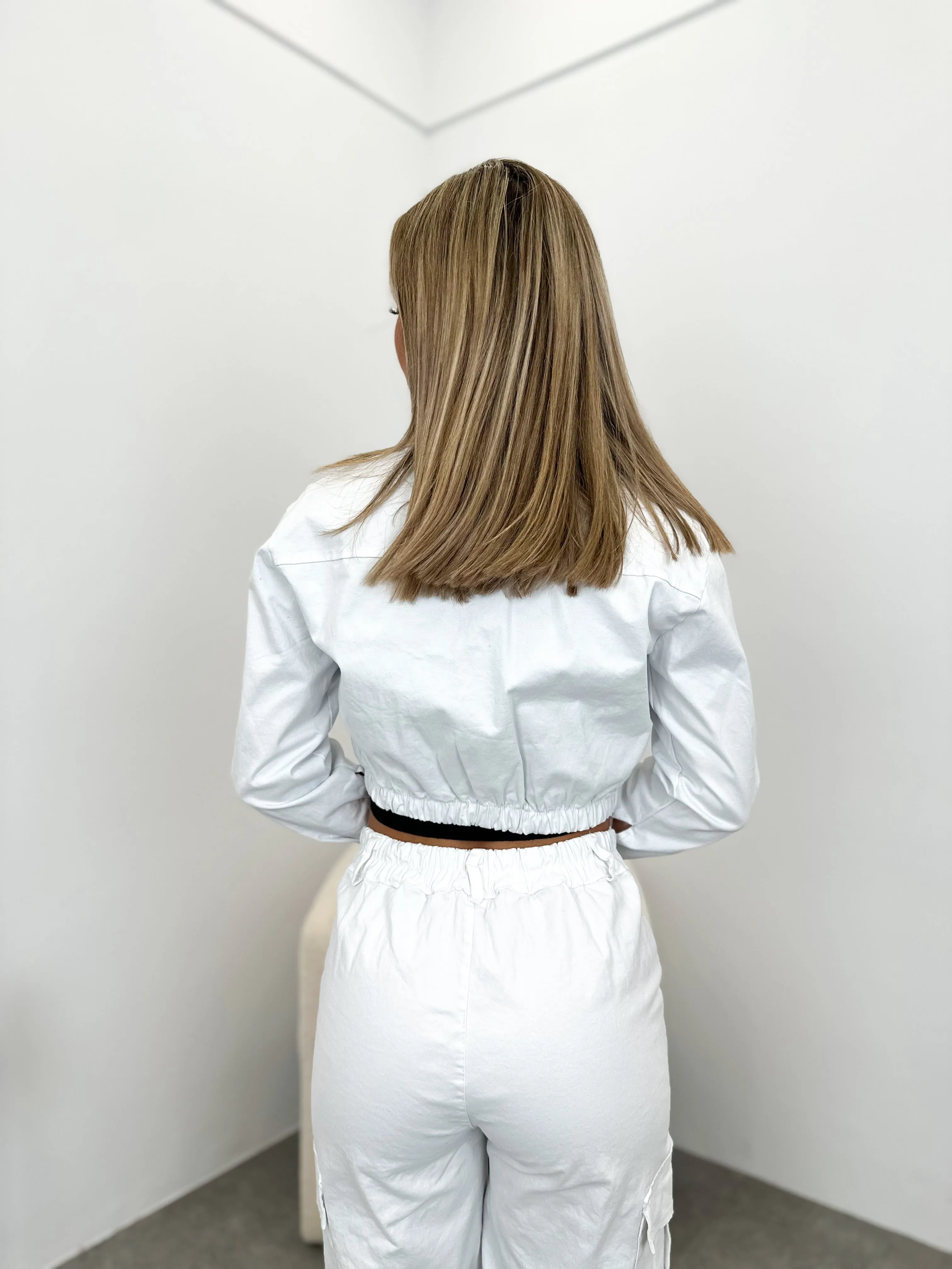 Chaqueta crop loneta blanca sold by Sorellas product image thumbnail 4