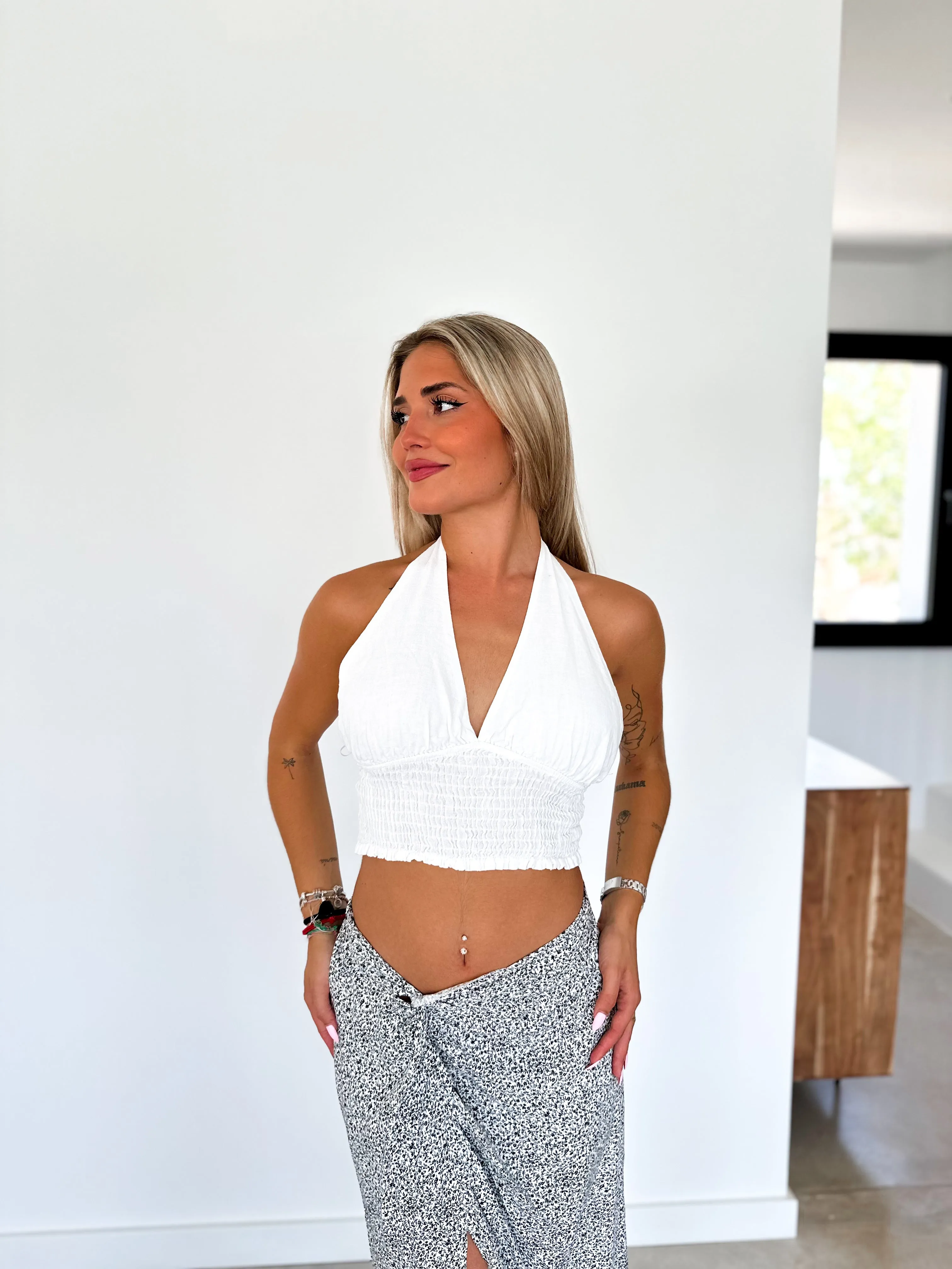 Top pico nido lino blanco sold by Sorellas