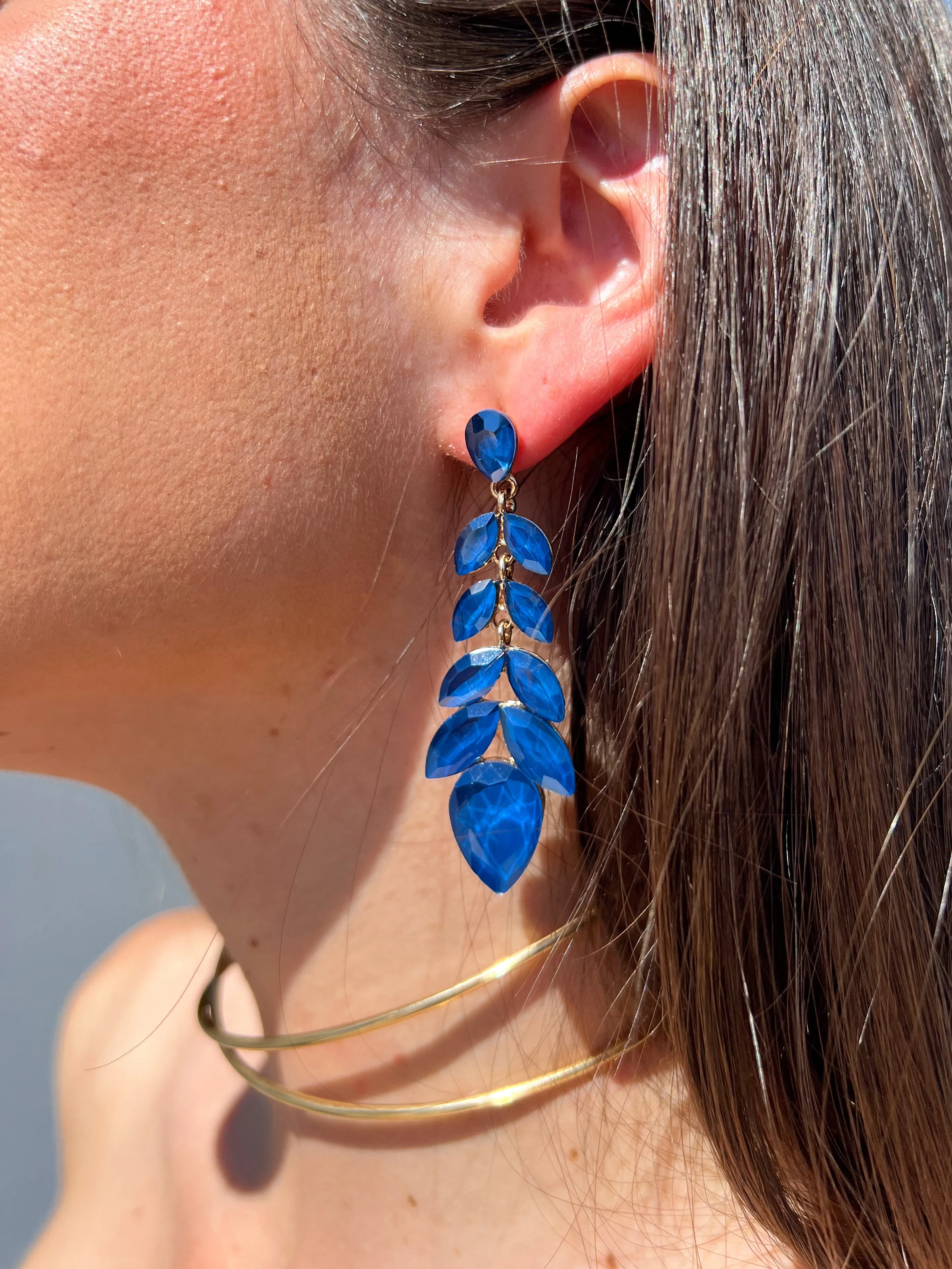 Pendientes hebra piedra azul sold by Sorellas product image thumbnail 3