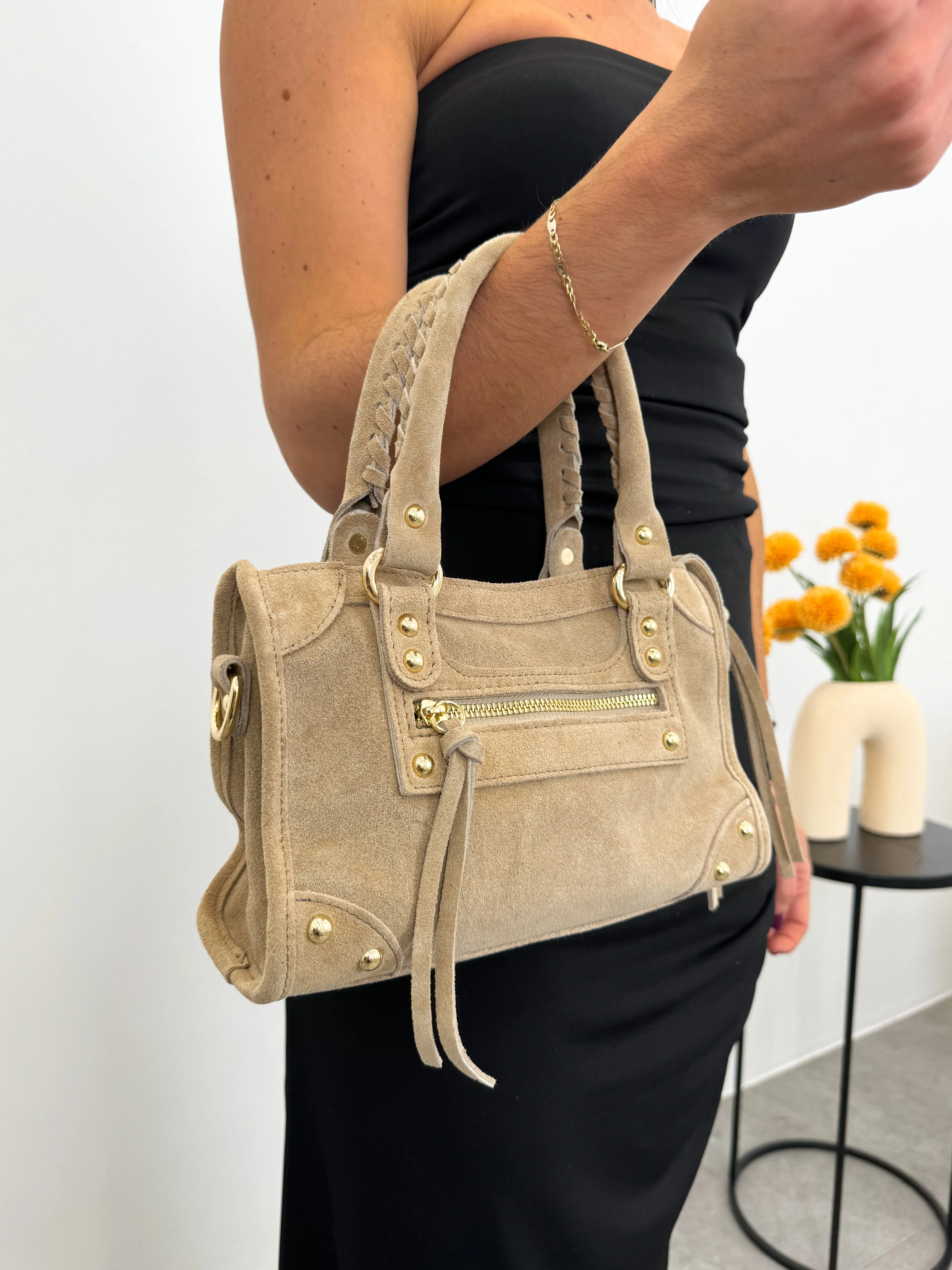 Bolso hebillas piel ante beige sold by Sorellas