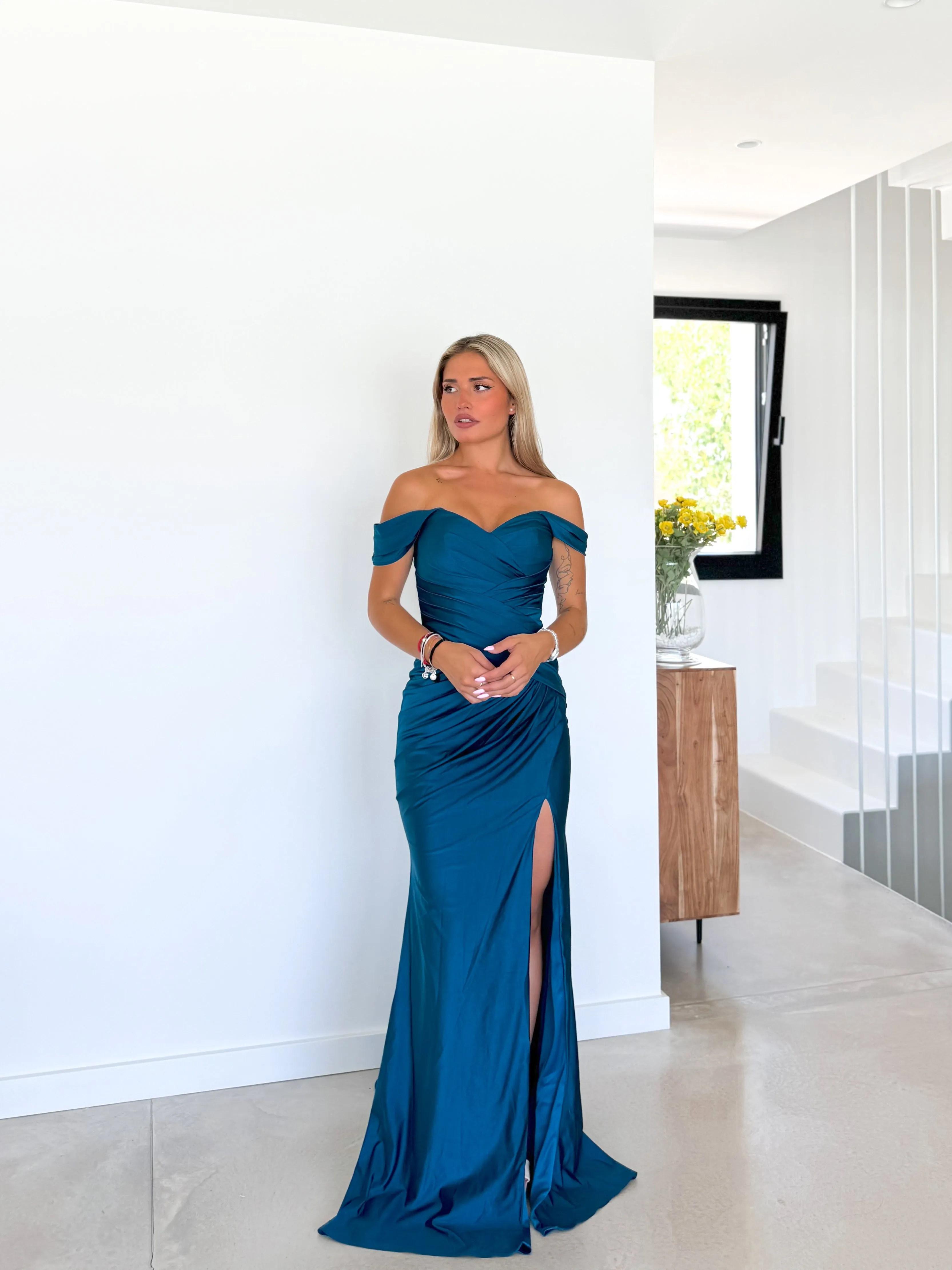 Vestido barco frunce cruzado petróleo sold by Sorellas product image thumbnail 2