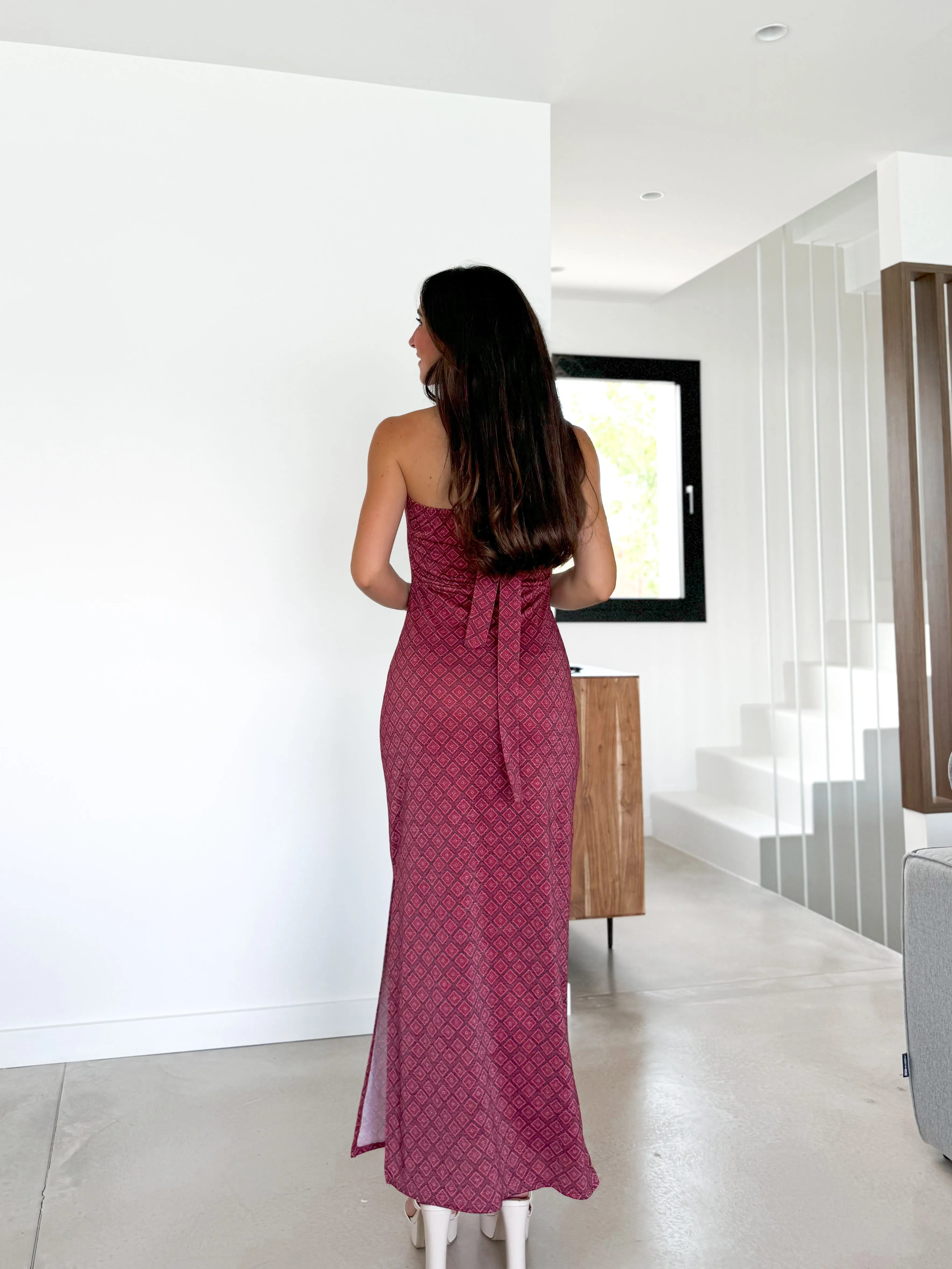 Vestido palabra choker estampado granate sold by Sorellas product image thumbnail 5