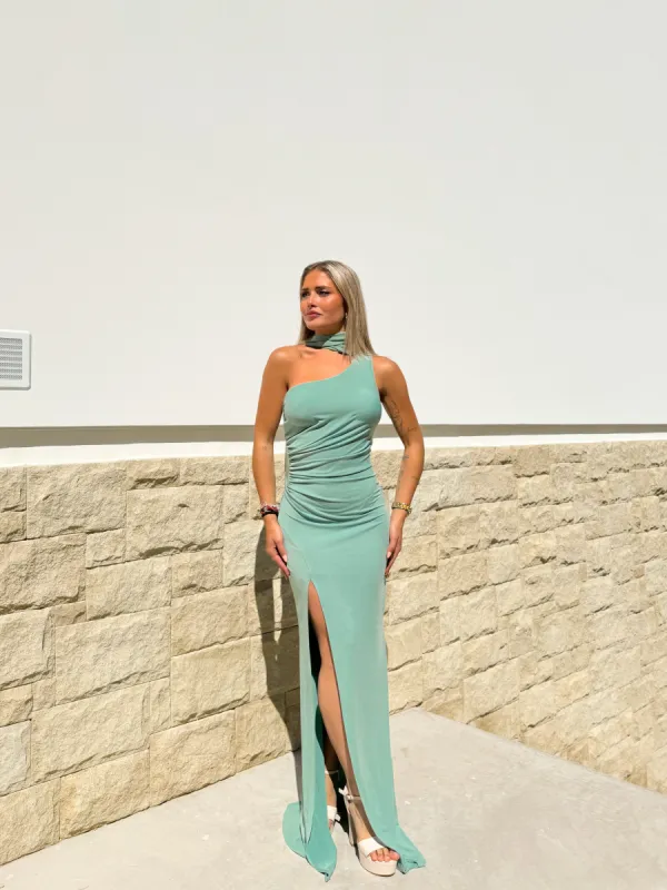 Vestido frunce choker espalda menta sold by Sorellas