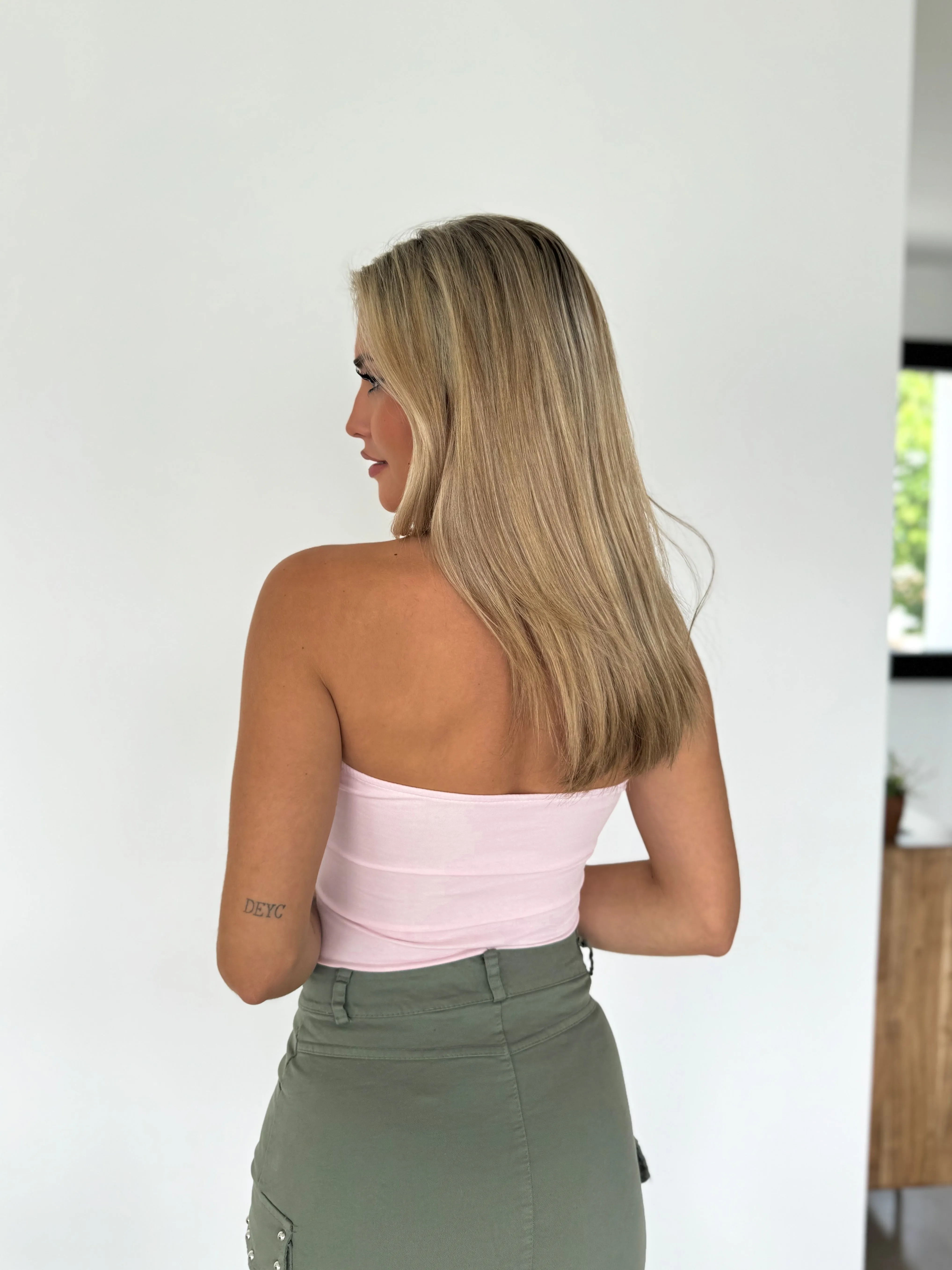 Top palabra detalle flor rosa sold by Sorellas product image thumbnail 4