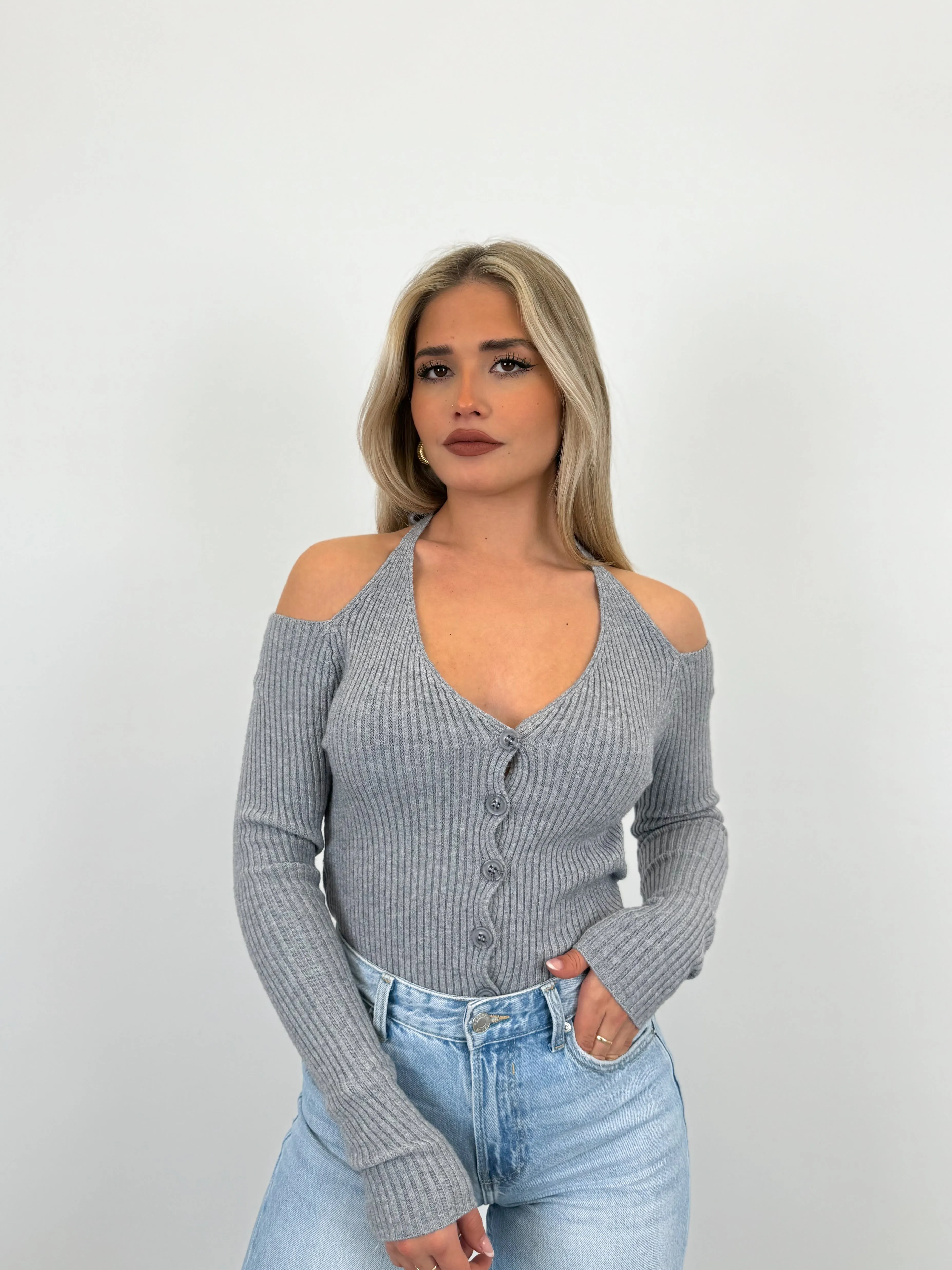 Jersey cruzado botones gris sold by Sorellas