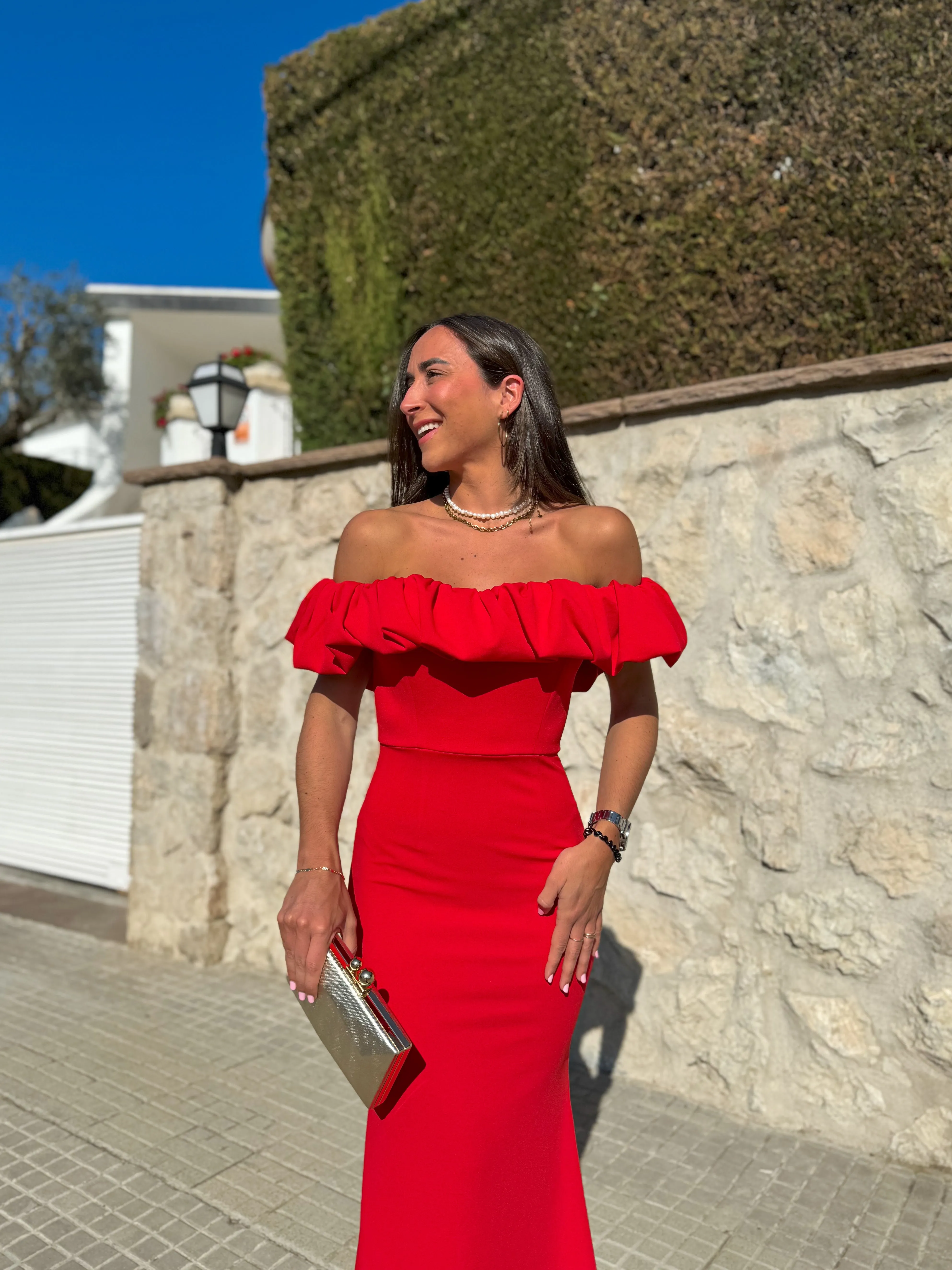 Vestido largo pomposo rojo sold by Sorellas