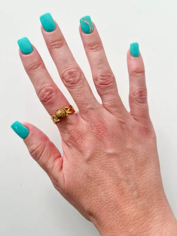 Anillo esfera marrón sold by Sorellas