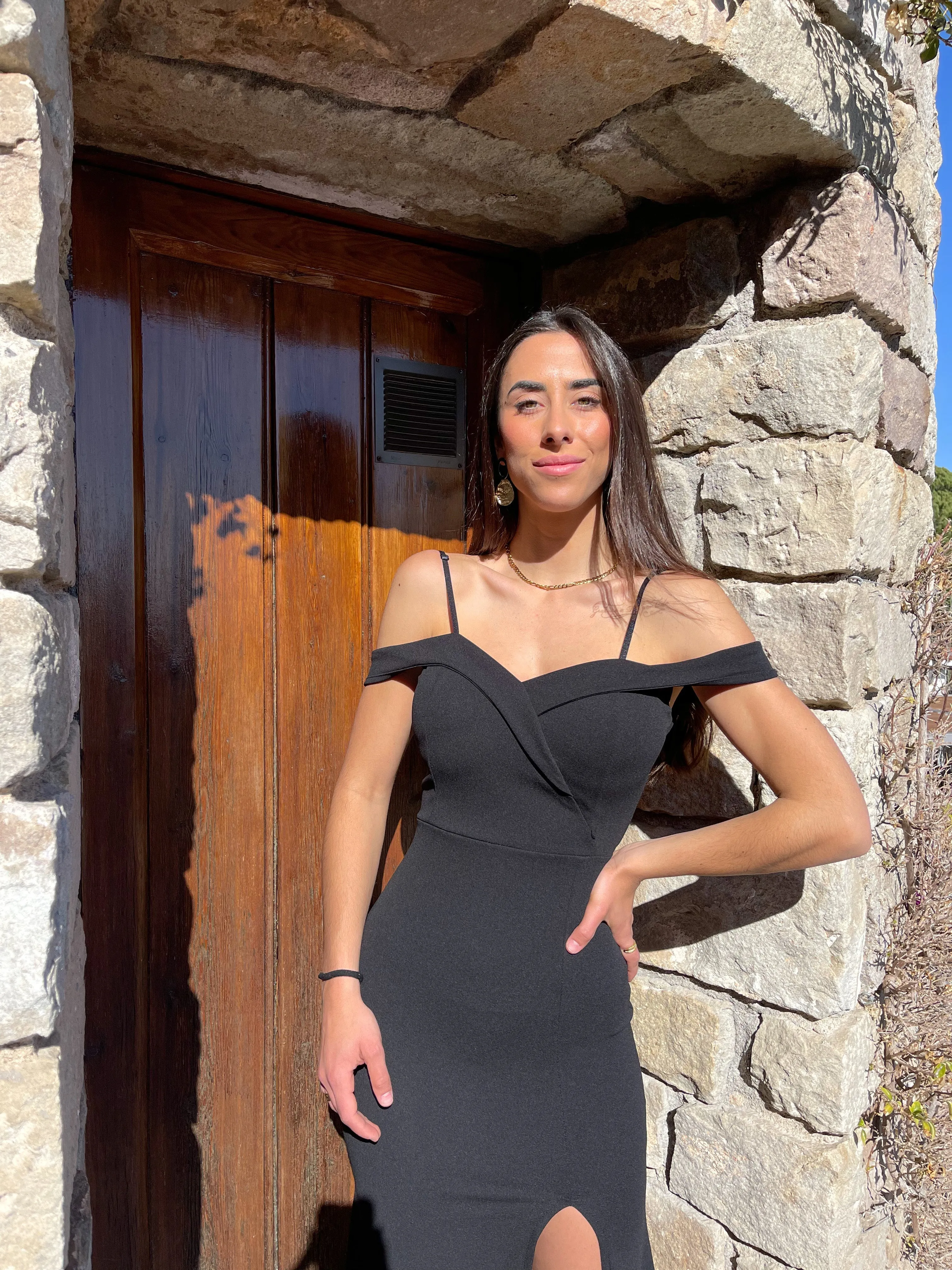 Vestido barco ajustado negro sold by Sorellas product image thumbnail 4