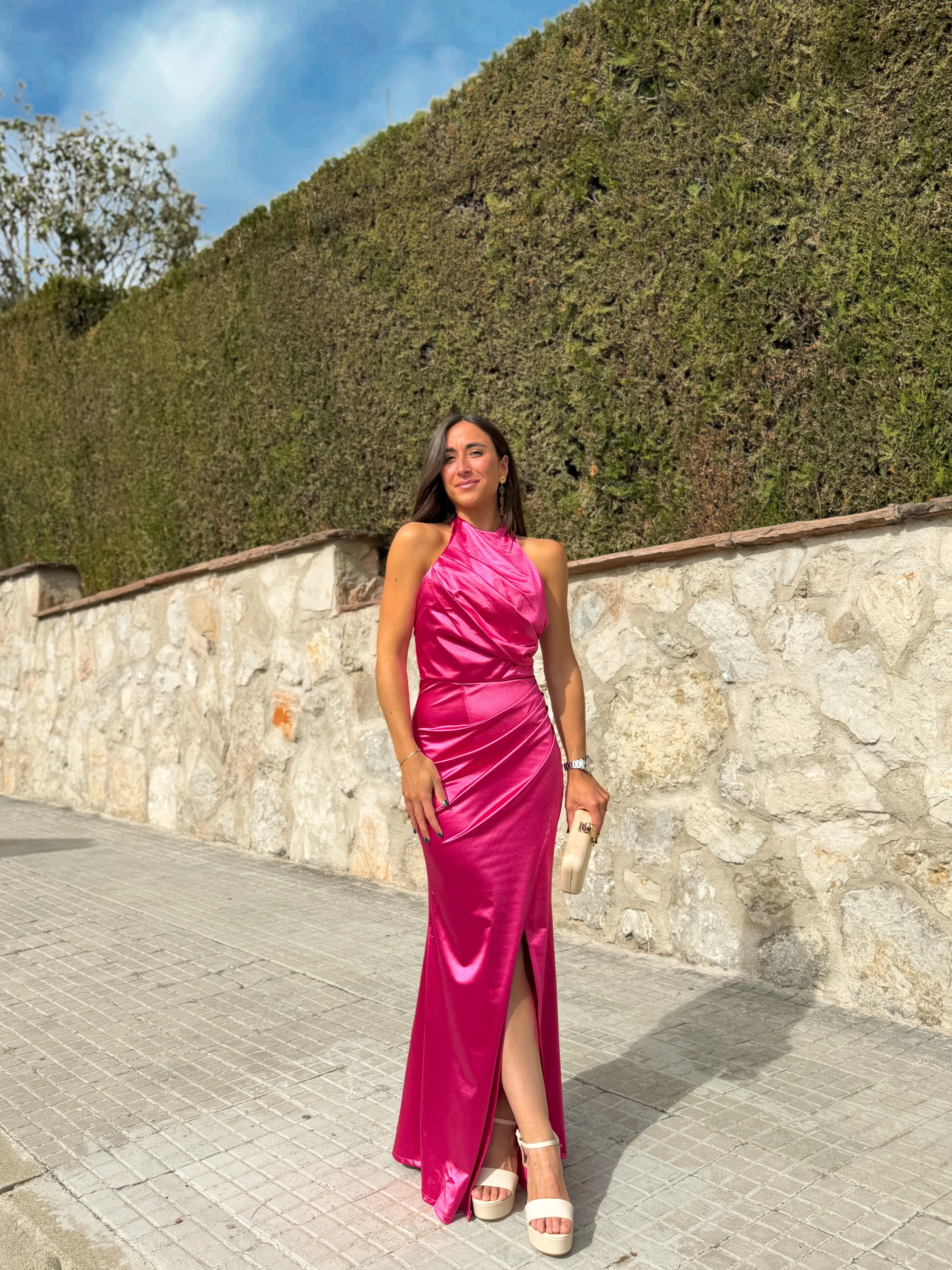 Vestido largo halter drapeado rosa sold by Sorellas product image thumbnail 5